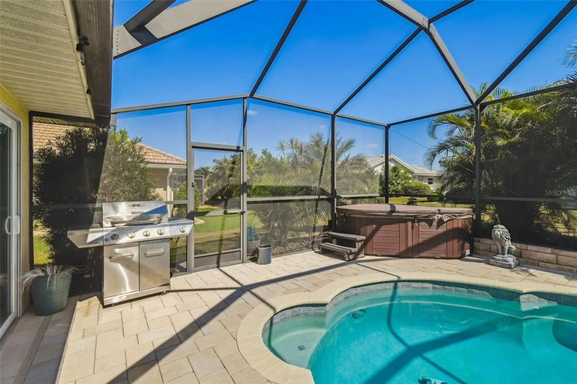 Property Slideshow image 27 of 62 | 706 plumbrook rd, Sun City Center, FL, 33573