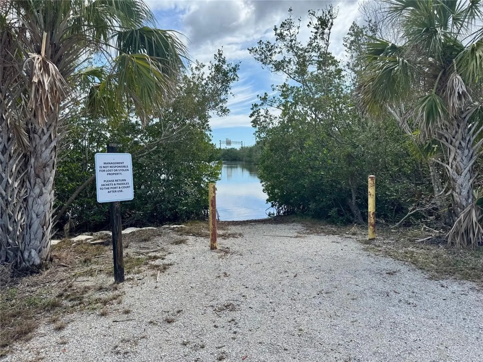 Property Slideshow image 49 of 56 | 5040 lake overlook ave, Bradenton, FL, 34208