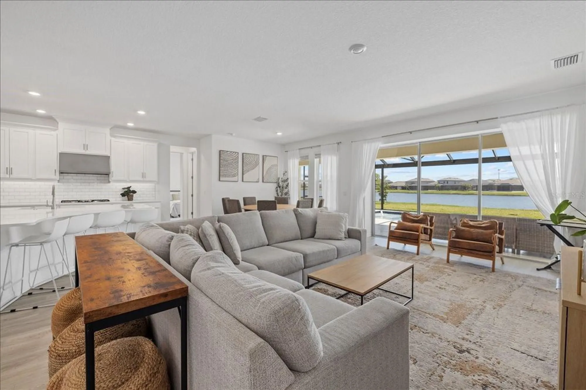 Property Slideshow image 15 of 52 | 4423 pond brook ct, Bradenton, FL, 34211