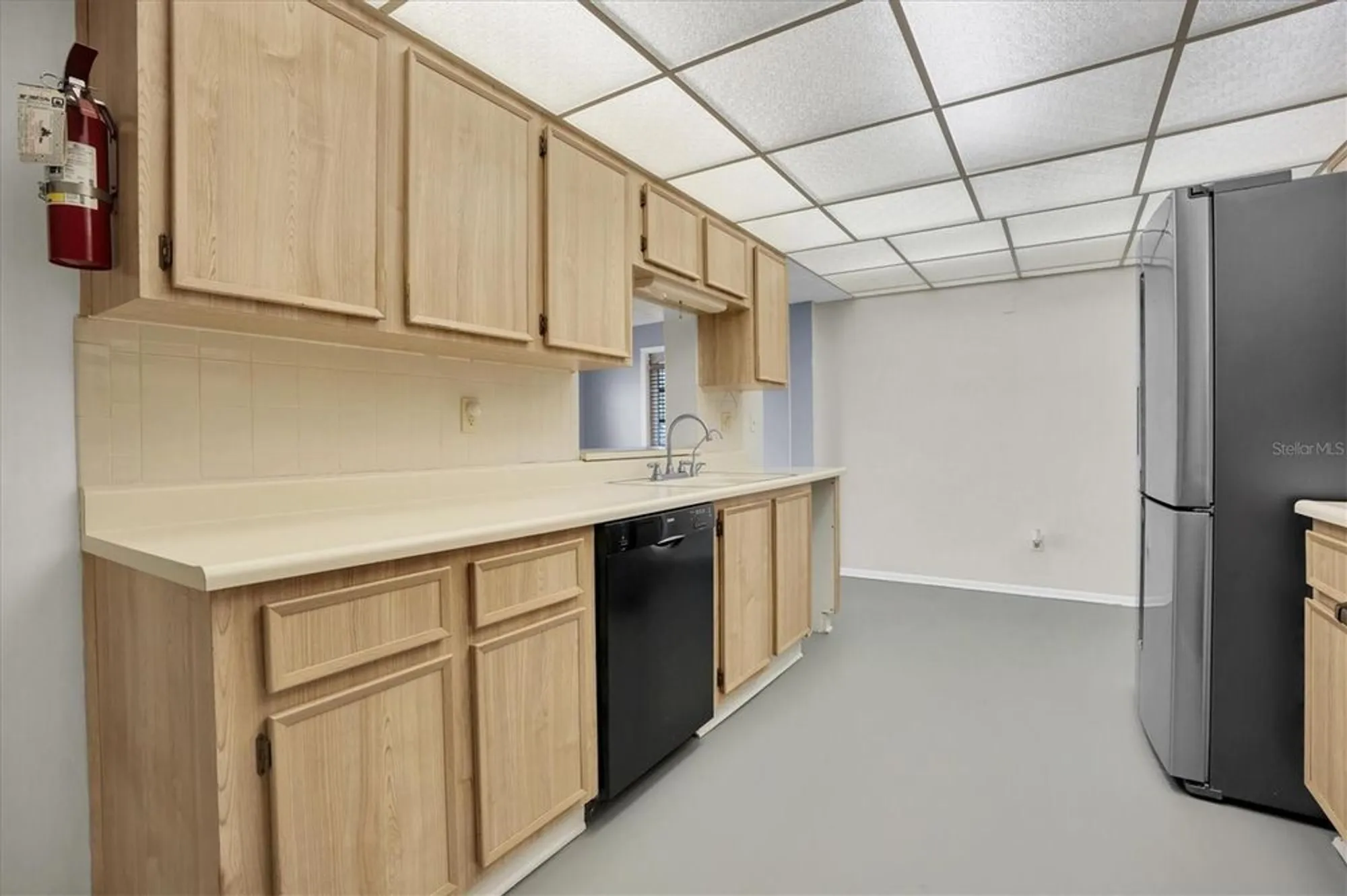 Property Slideshow image 13 of 48 | 8198 terrace garden dr n unit 511, Saint Petersburg, FL, 33709