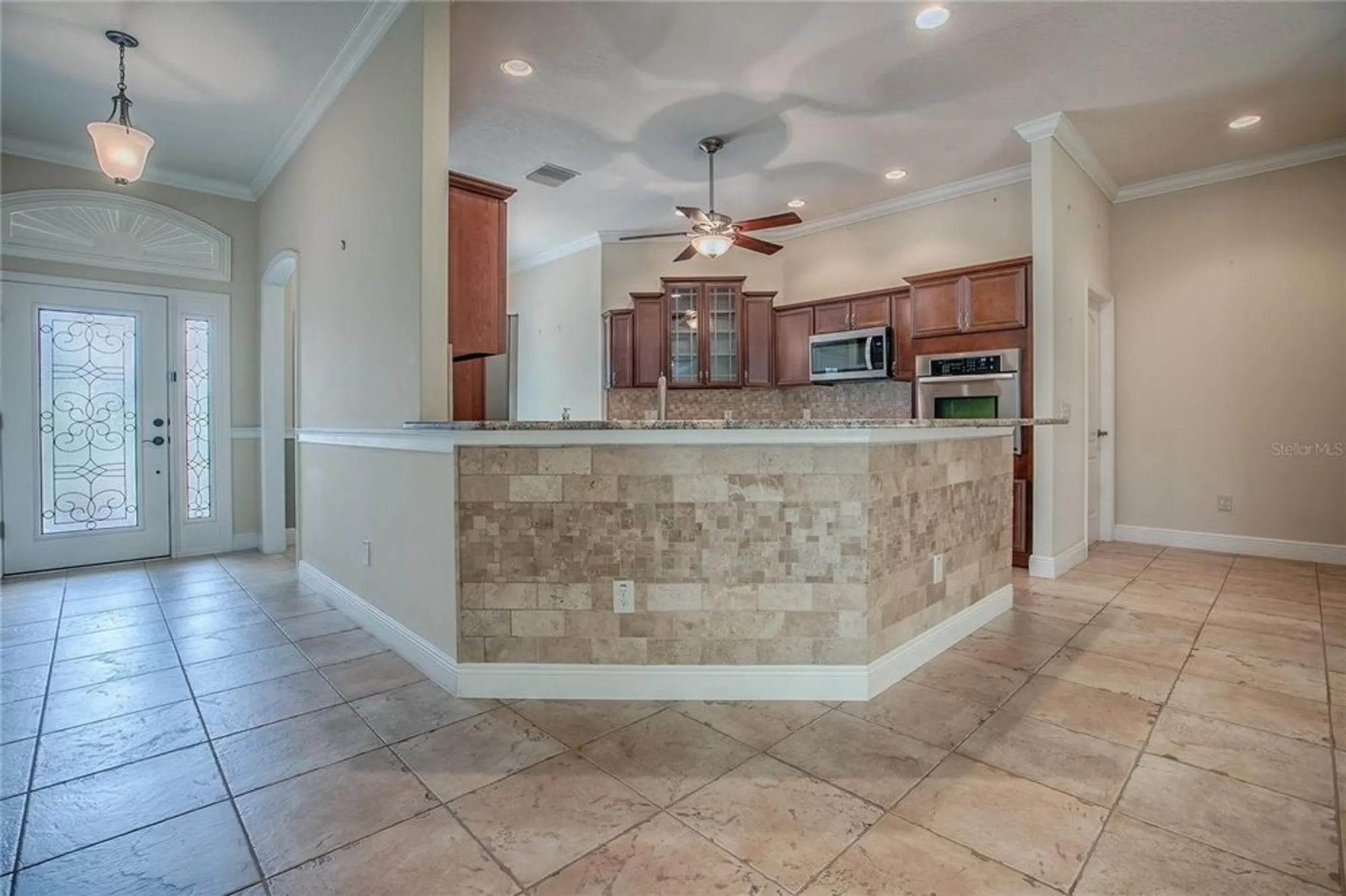 Property Slideshow image 15 of 73 | 527 beville pl, The Villages, FL, 32163
