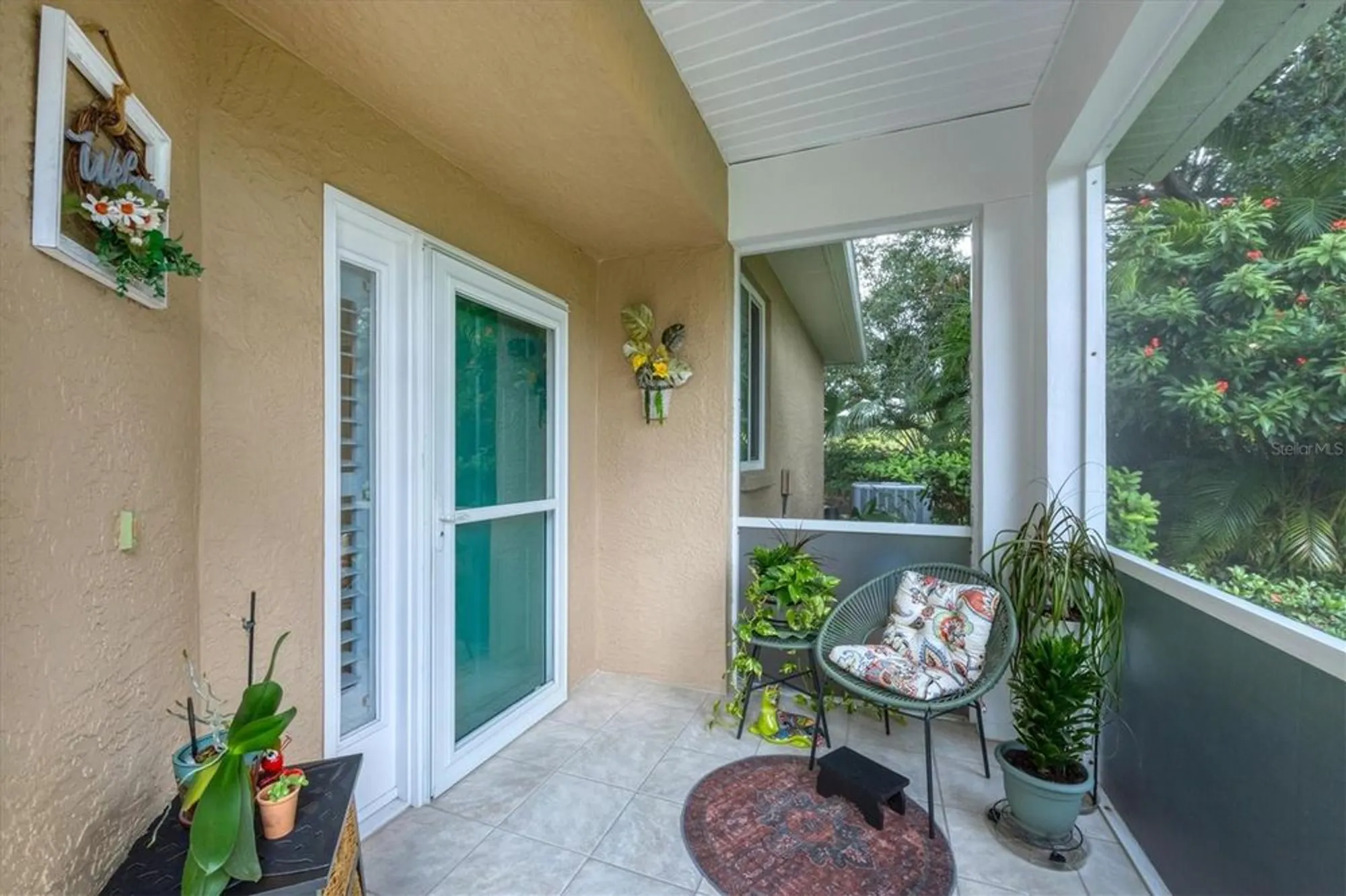 Property Slideshow image 5 of 44 | 914 barclay ct, Venice, FL, 34293