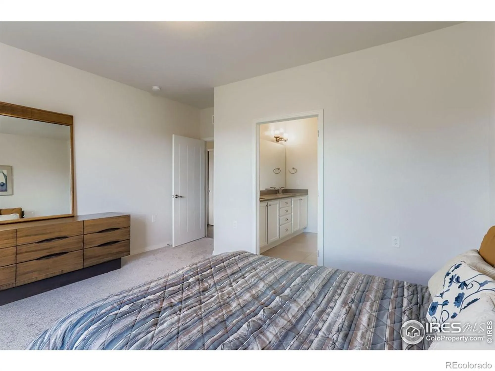 Property Slideshow image 14 of 26 | 671 brennan cir, Erie, CO, 80516