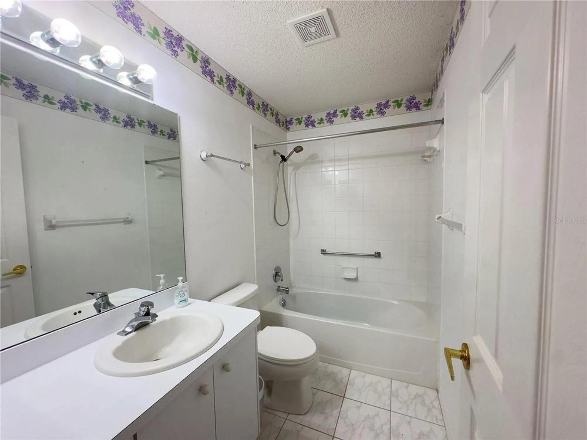 Property Slideshow image 21 of 55 | 11125 sun tree rd, Hudson, FL, 34667