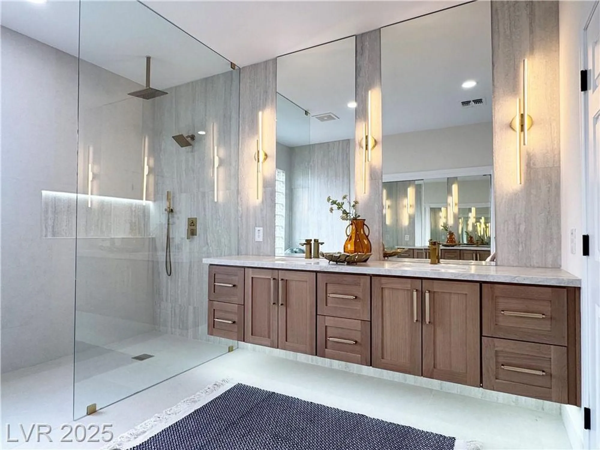 Property Slideshow image 36 of 66 | 2784 cherrydale falls dr, Henderson, NV, 89052