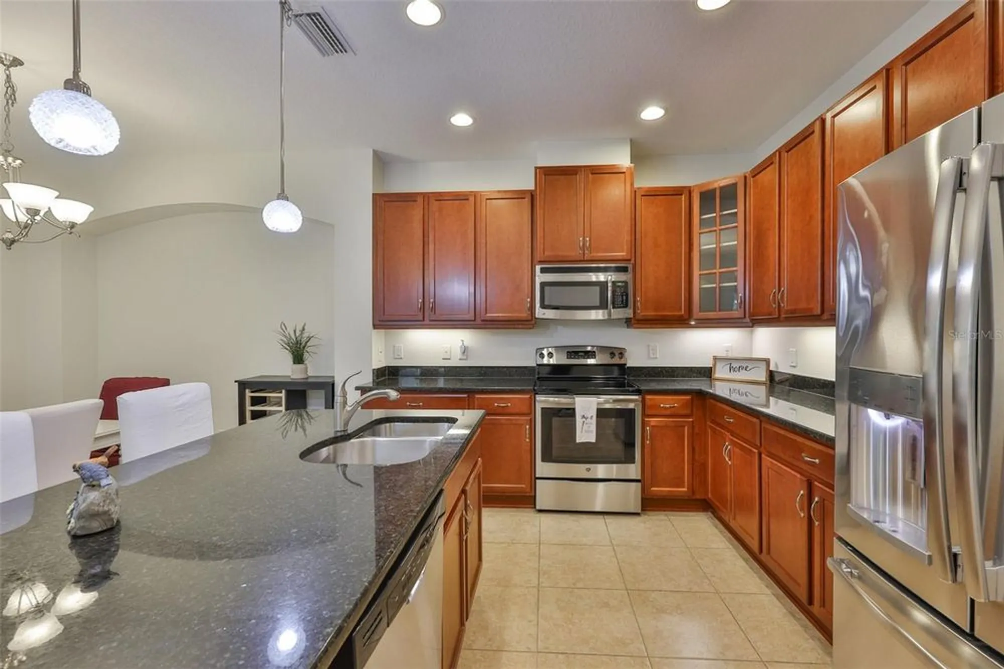 Property Slideshow image 16 of 24 | 668 chipper dr, Sun City Center, FL, 33573