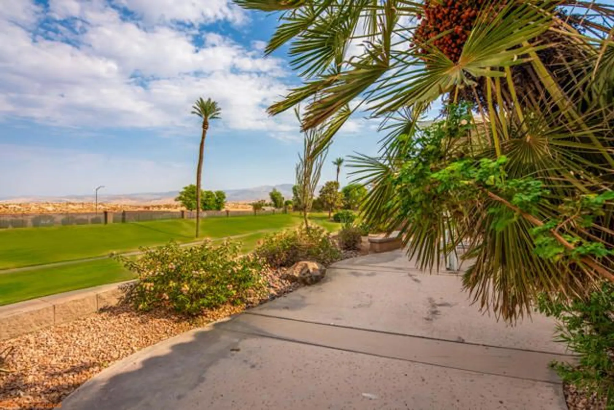 Property Slideshow image 29 of 38 | 37953 grand oaks ave, Palm Desert, CA, 92211