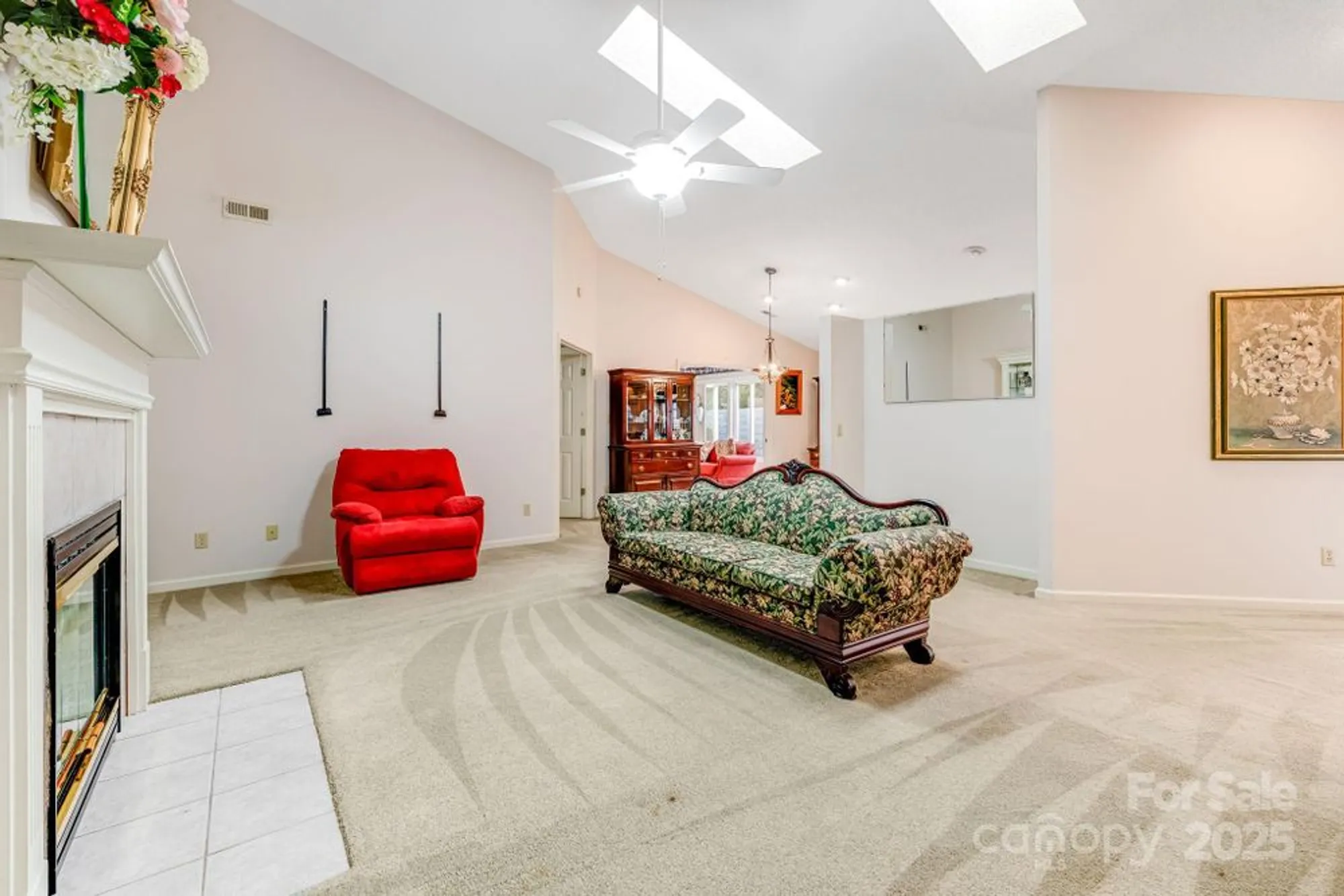 Property Slideshow image 13 of 34 | 11 heather way d, Candler, NC, 28715