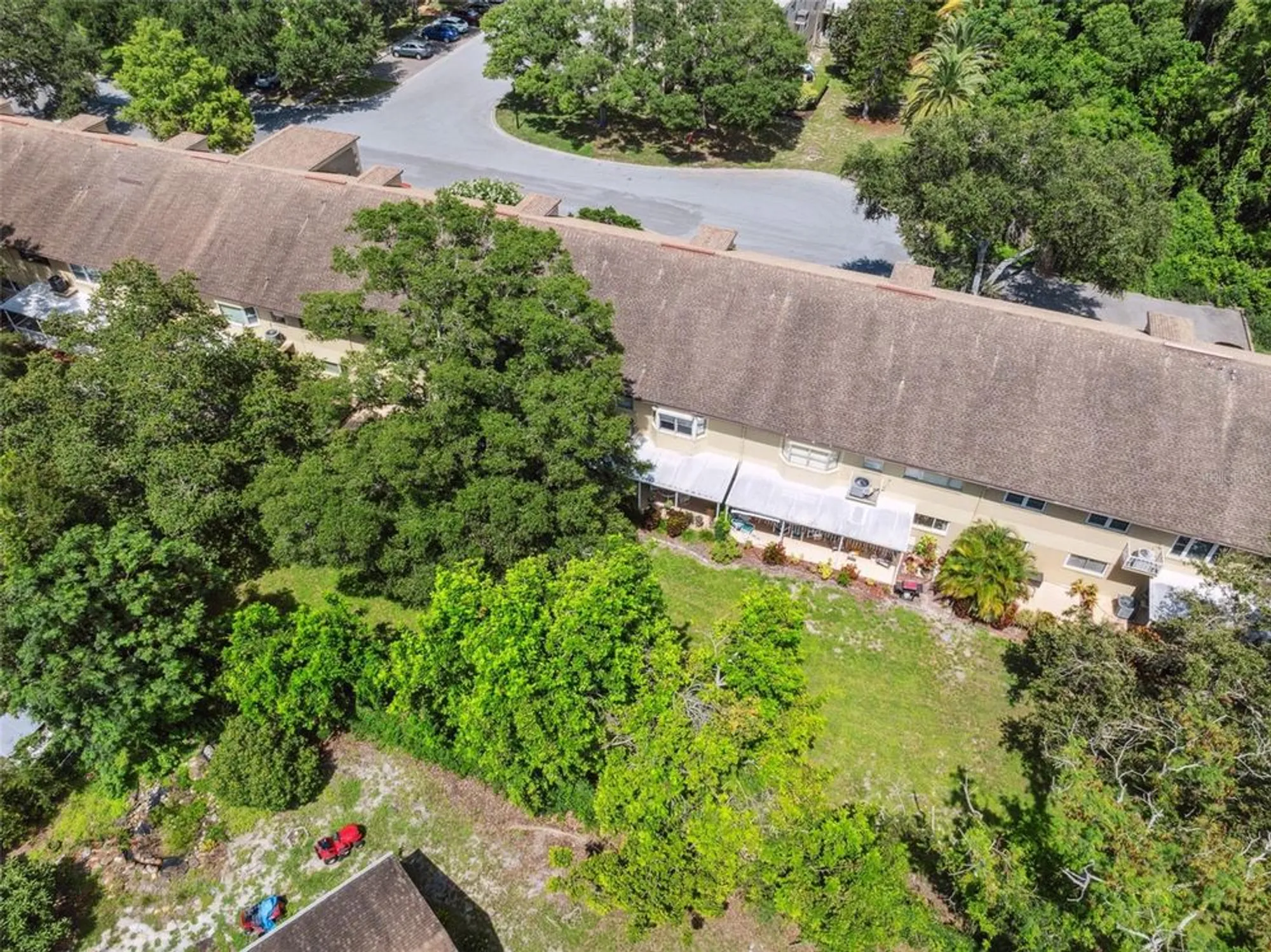 Property Slideshow image 45 of 49 | 2192 swedish dr 26, Clearwater, FL, 33763