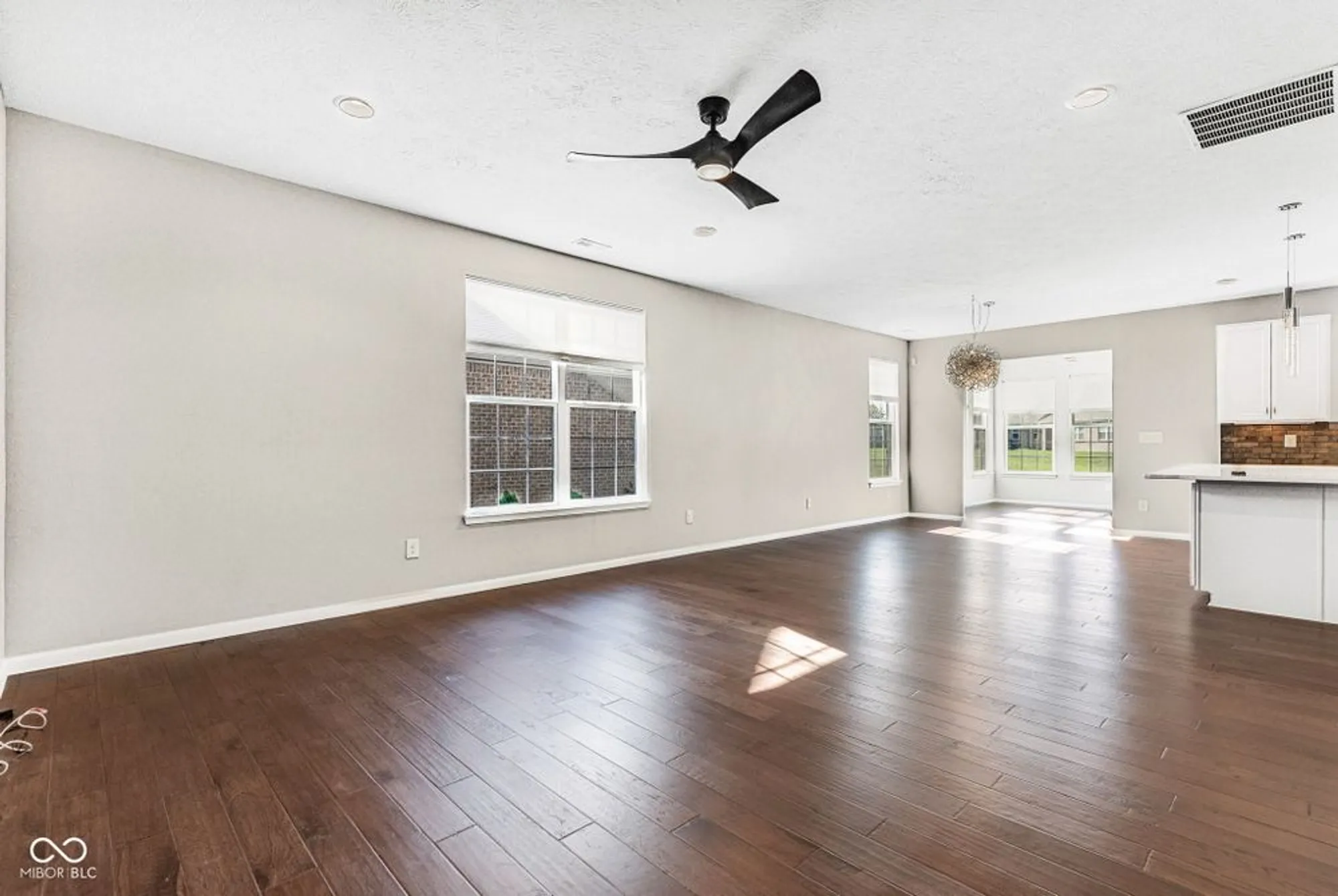 Property Slideshow image 6 of 76 | 8643 twain ln, Indianapolis, IN, 46239