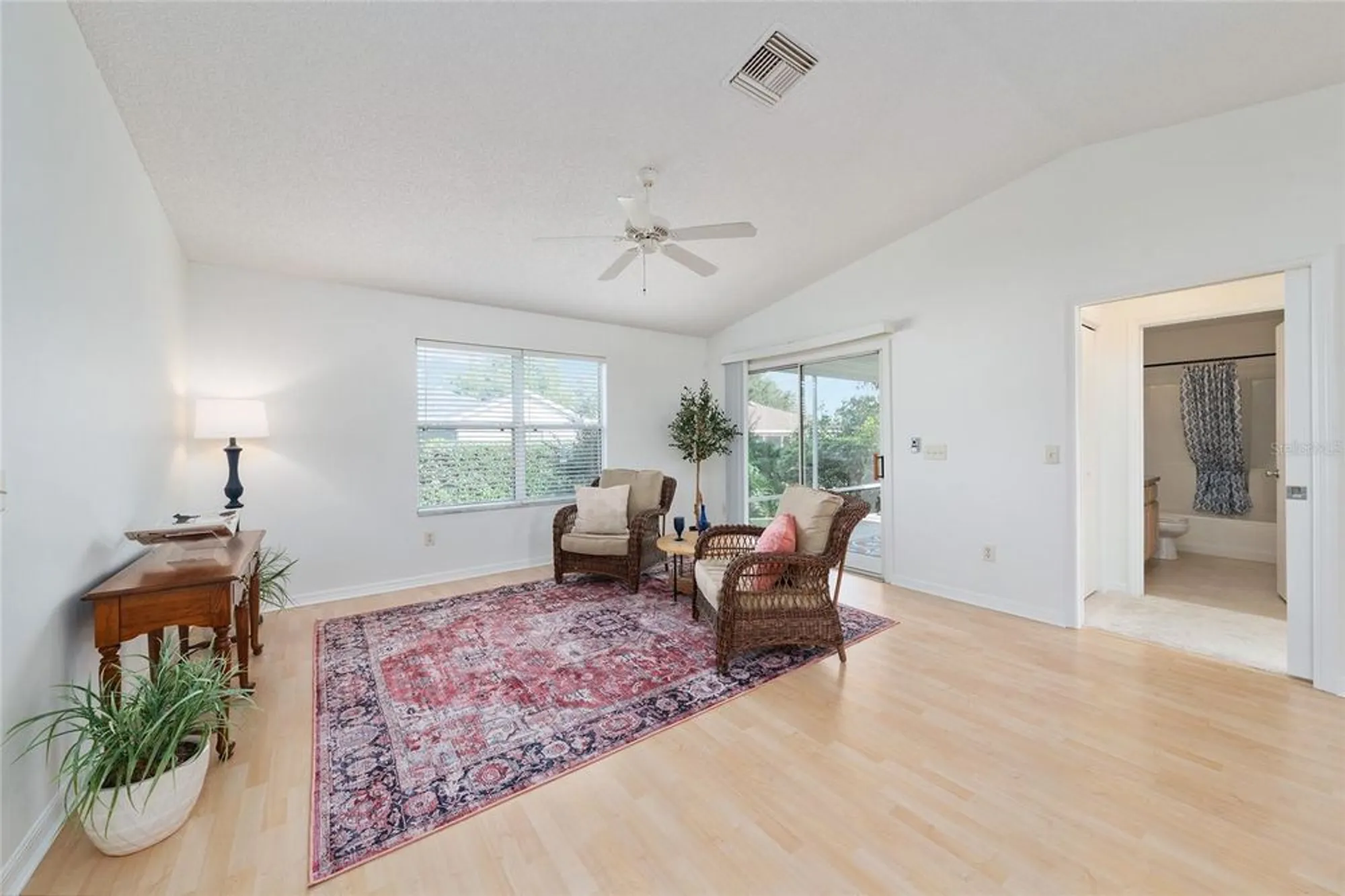 Property Slideshow image 19 of 57 | 8065 se 175th columbia pl, The Villages, FL, 32162