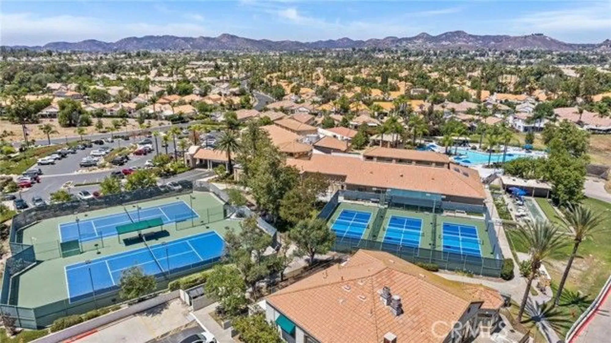 Property Slideshow image 33 of 44 | 40430 via francisco, Murrieta, CA, 92562