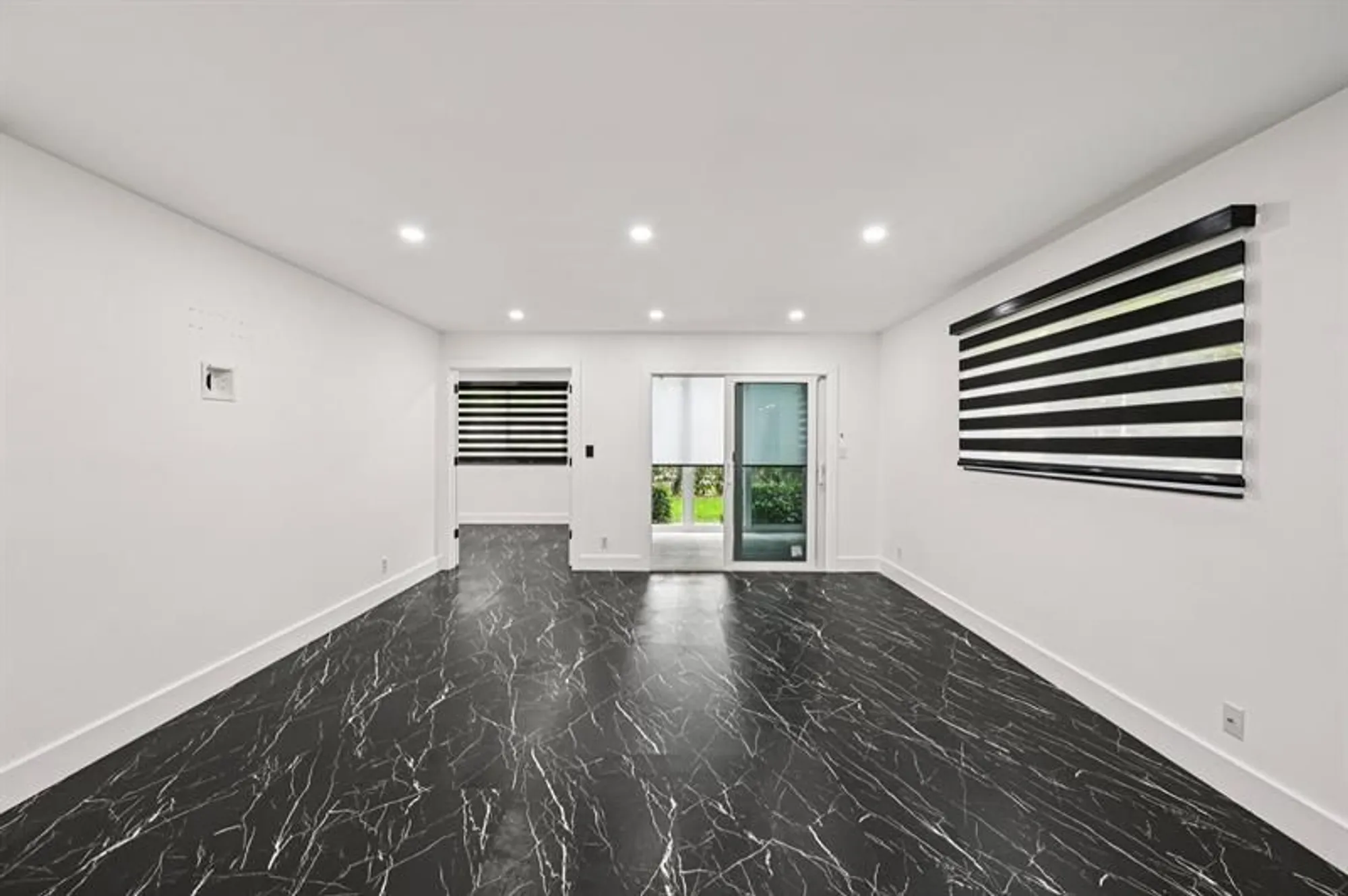 Property Slideshow image 18 of 44 | 1601 abaco dr m1, Coconut Creek, FL, 33066