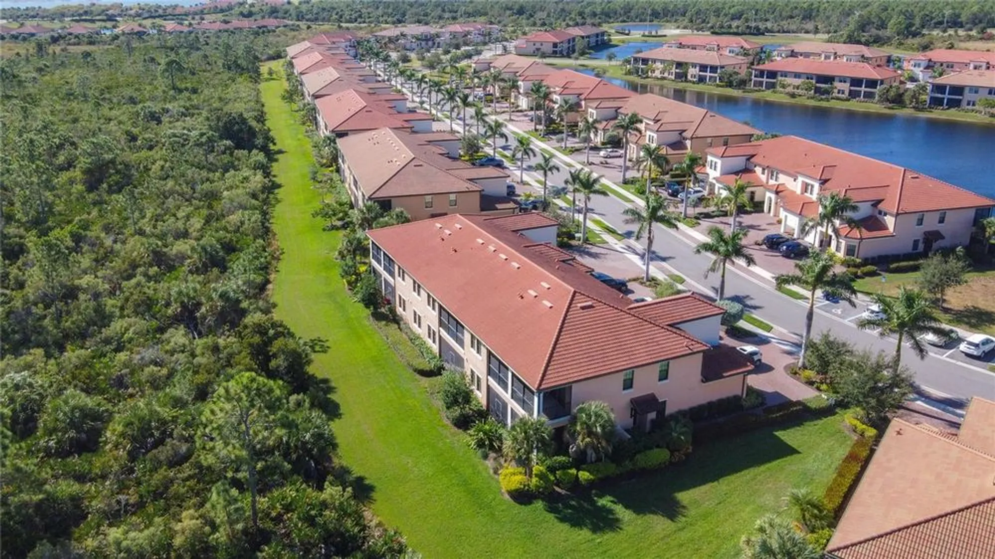 Property Slideshow image 44 of 57 | 10059 crooked creek dr 102, Venice, FL, 34293