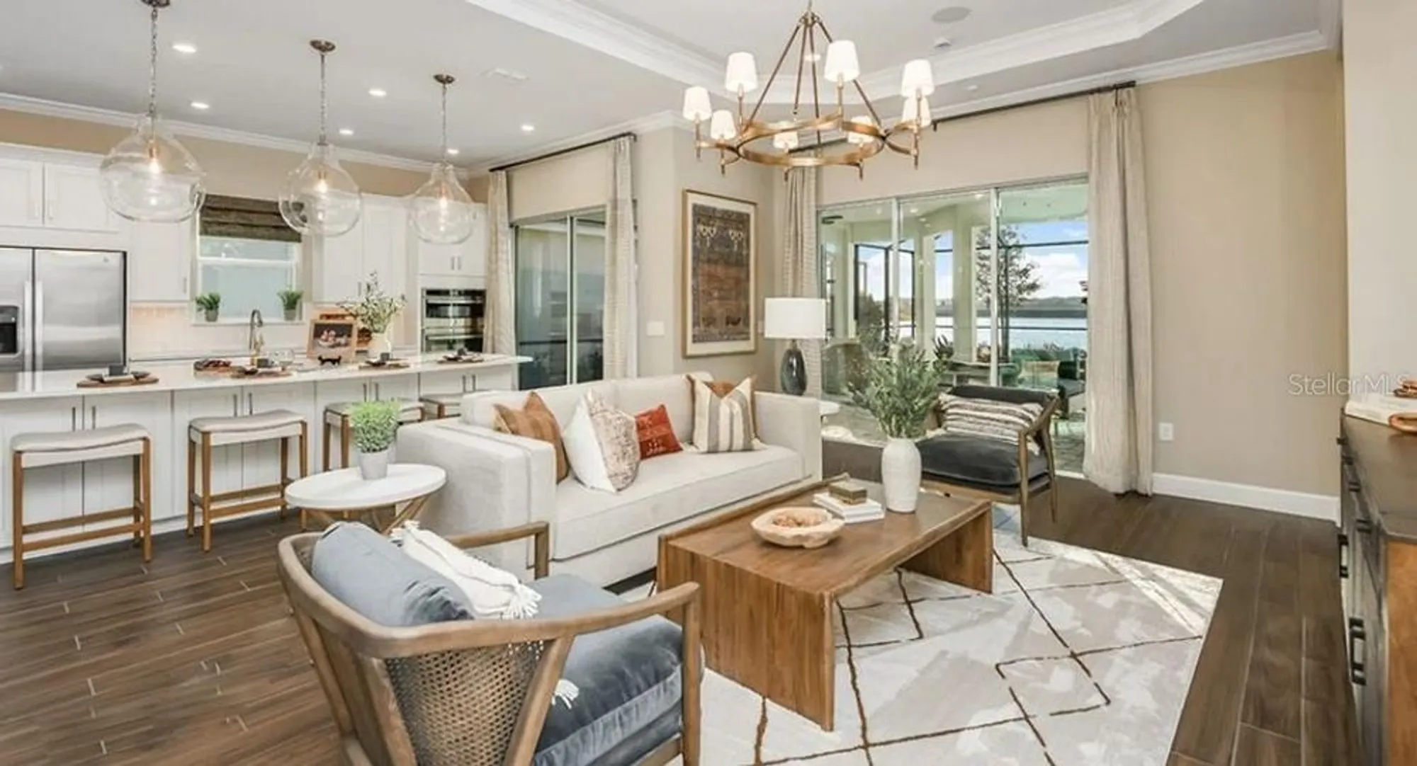 Property Slideshow image 4 of 33 | 16427 isola pl, Bradenton, FL, 34211