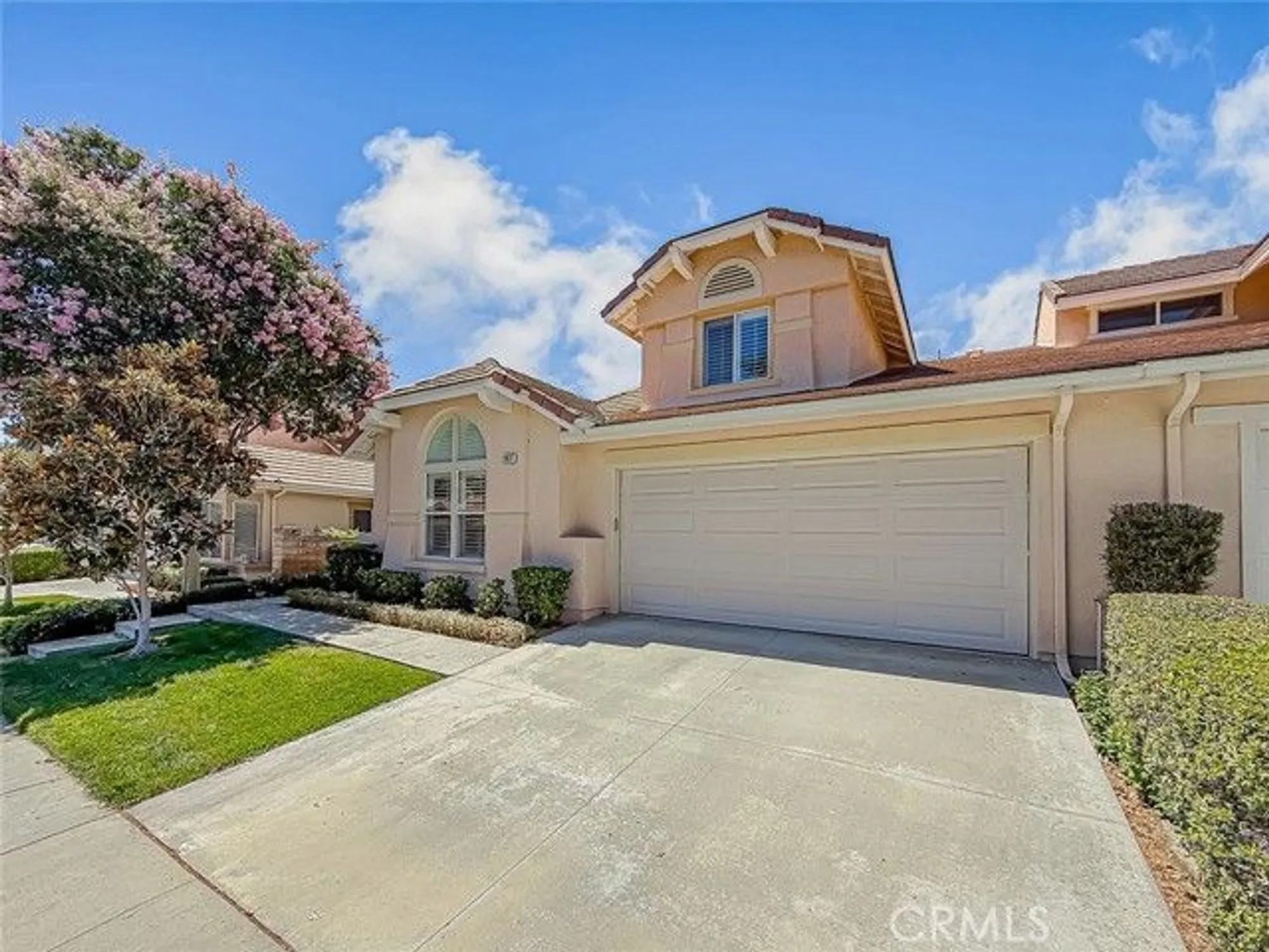 Property Slideshow image 2 of 47 | 2037 freesia ave, Simi Valley, CA, 93063
