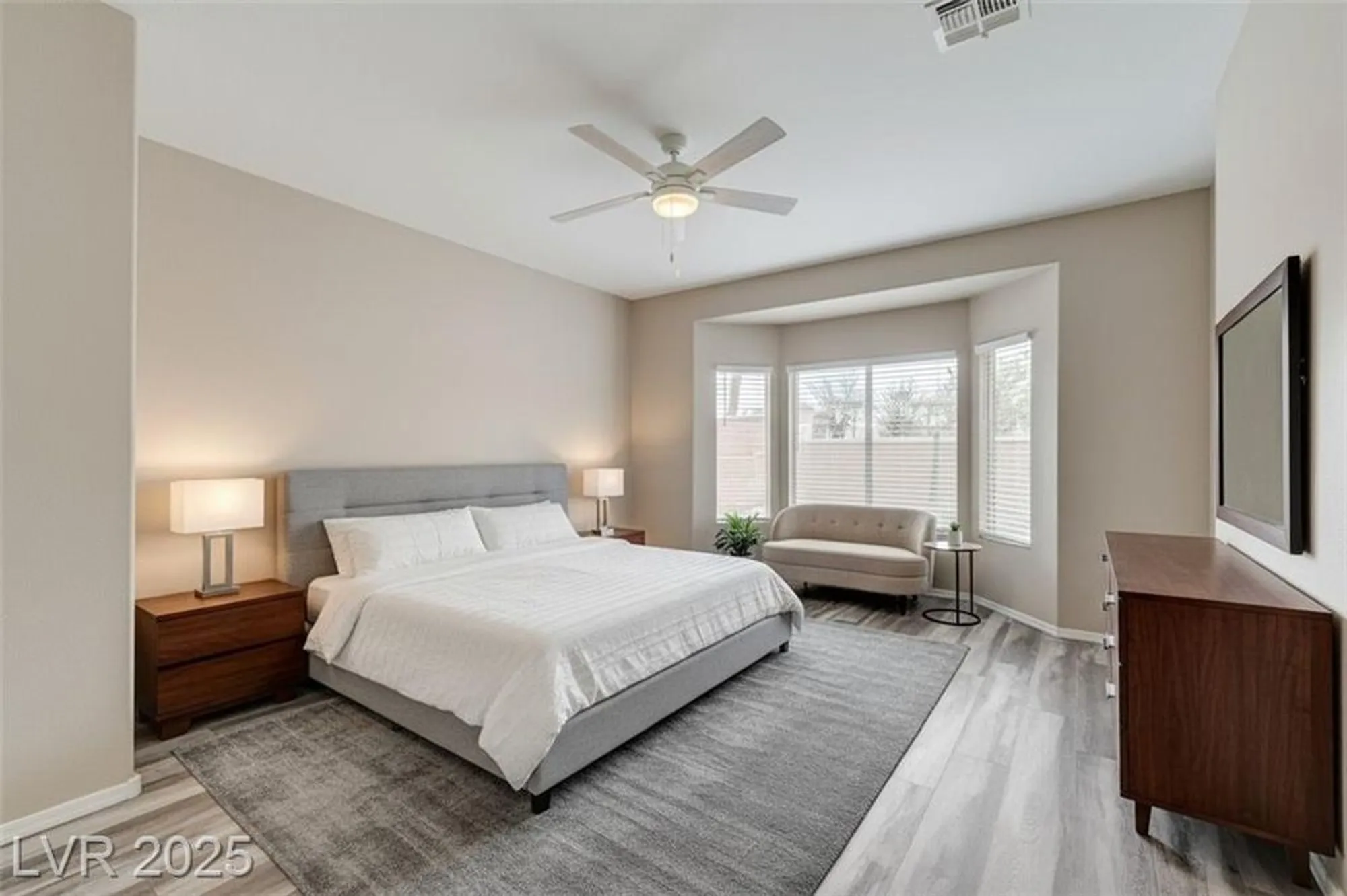 Property Slideshow image 10 of 93 | 2160 tiger links dr, Henderson, NV, 89012