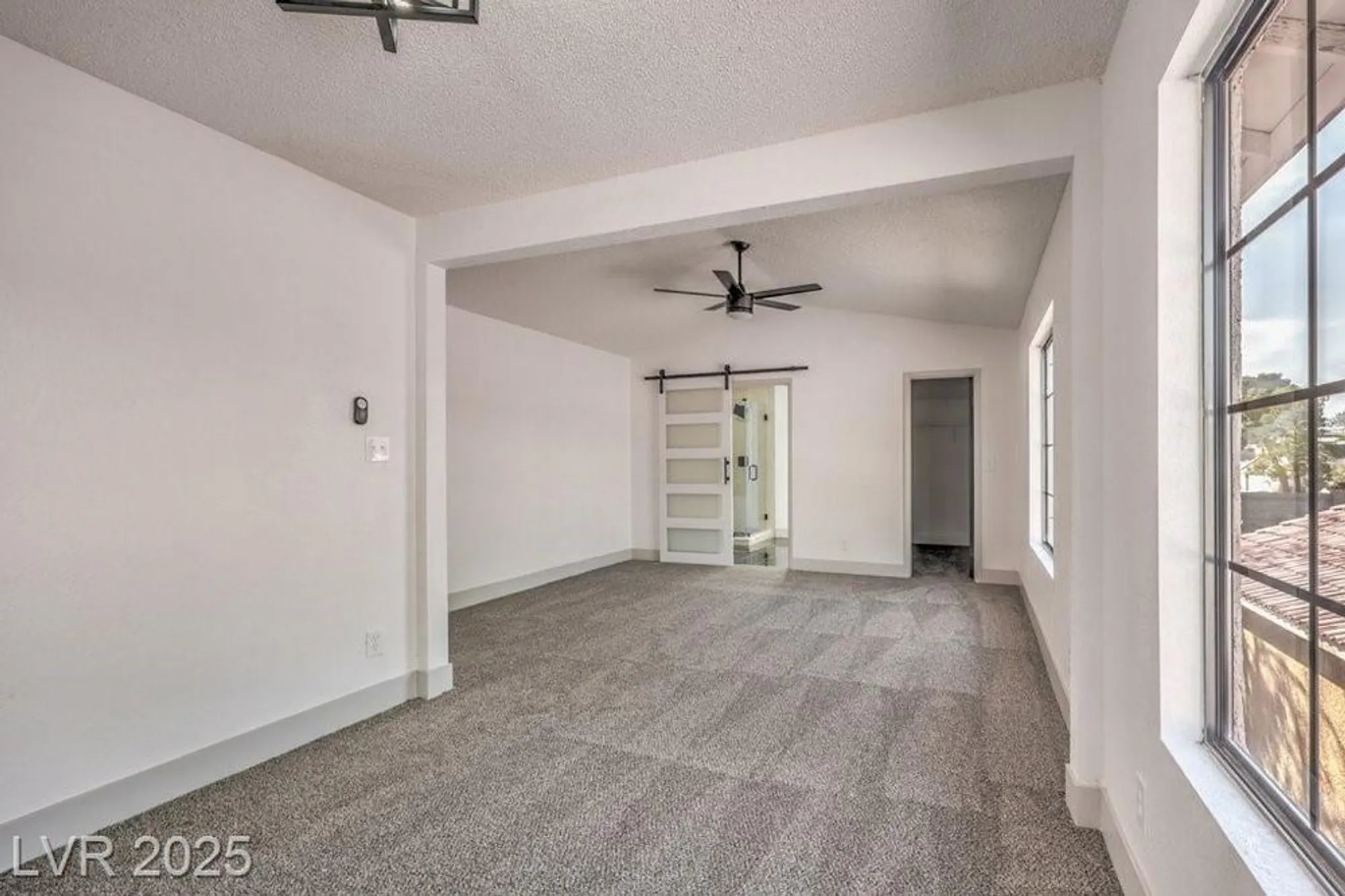 Property Slideshow image 19 of 37 | 5213 tamanar dr, Las Vegas, NV, 89130