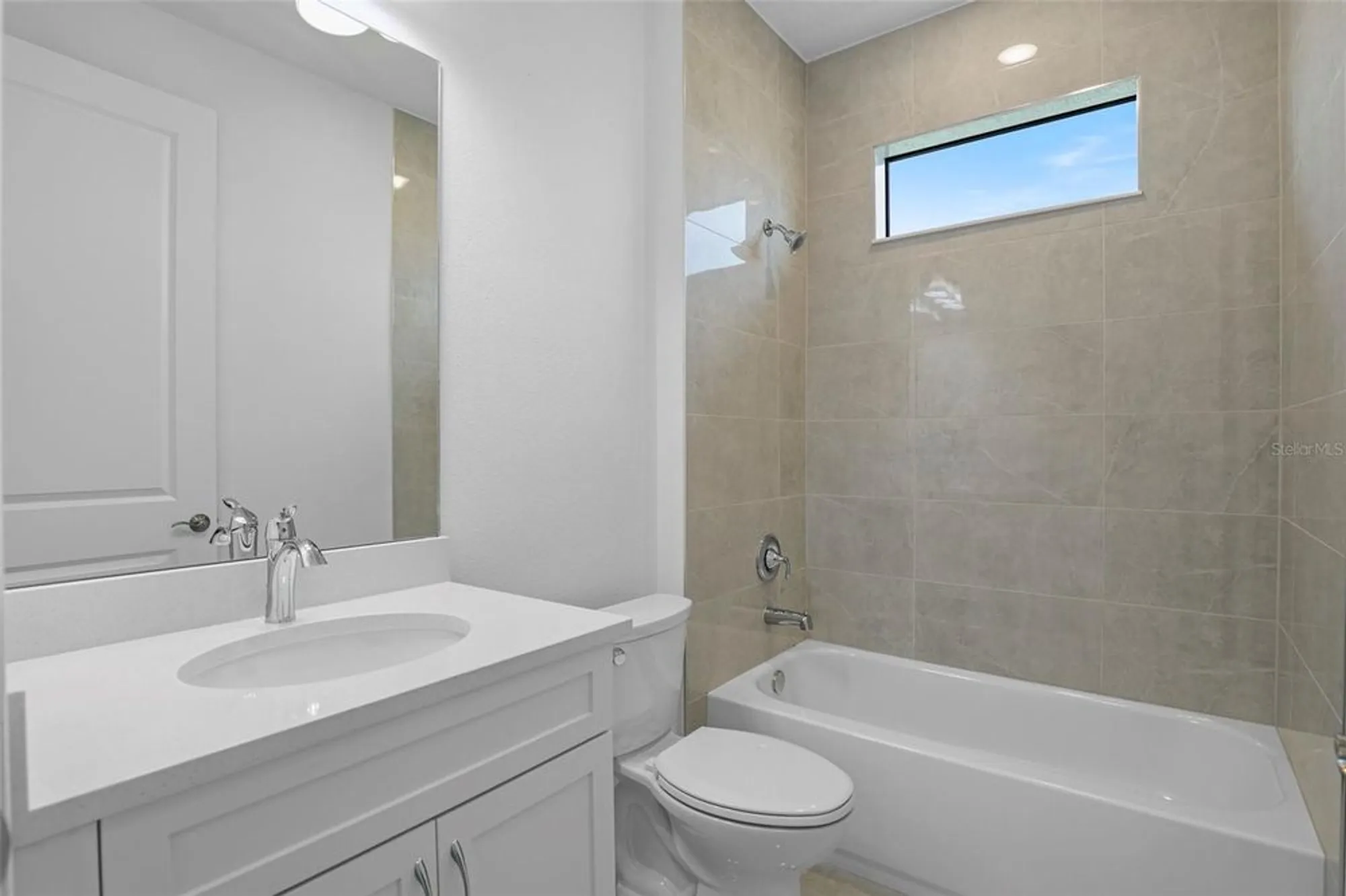 Property Slideshow image 24 of 55 | 18373 rockport pl, Lakewood Ranch, FL, 34211