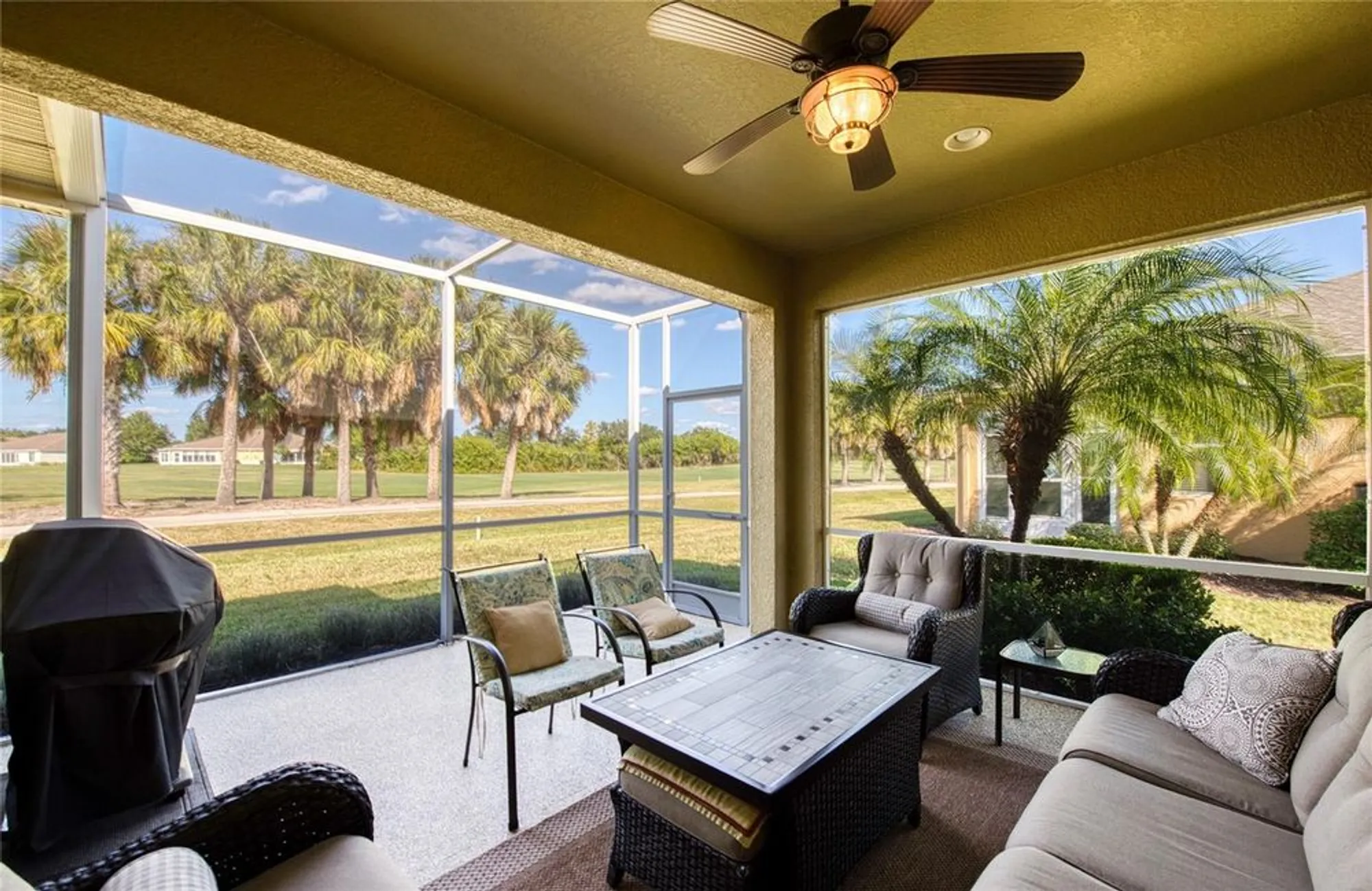 Property Slideshow image 32 of 40 | 2227 nottingham greens dr, Sun City Center, FL, 33573