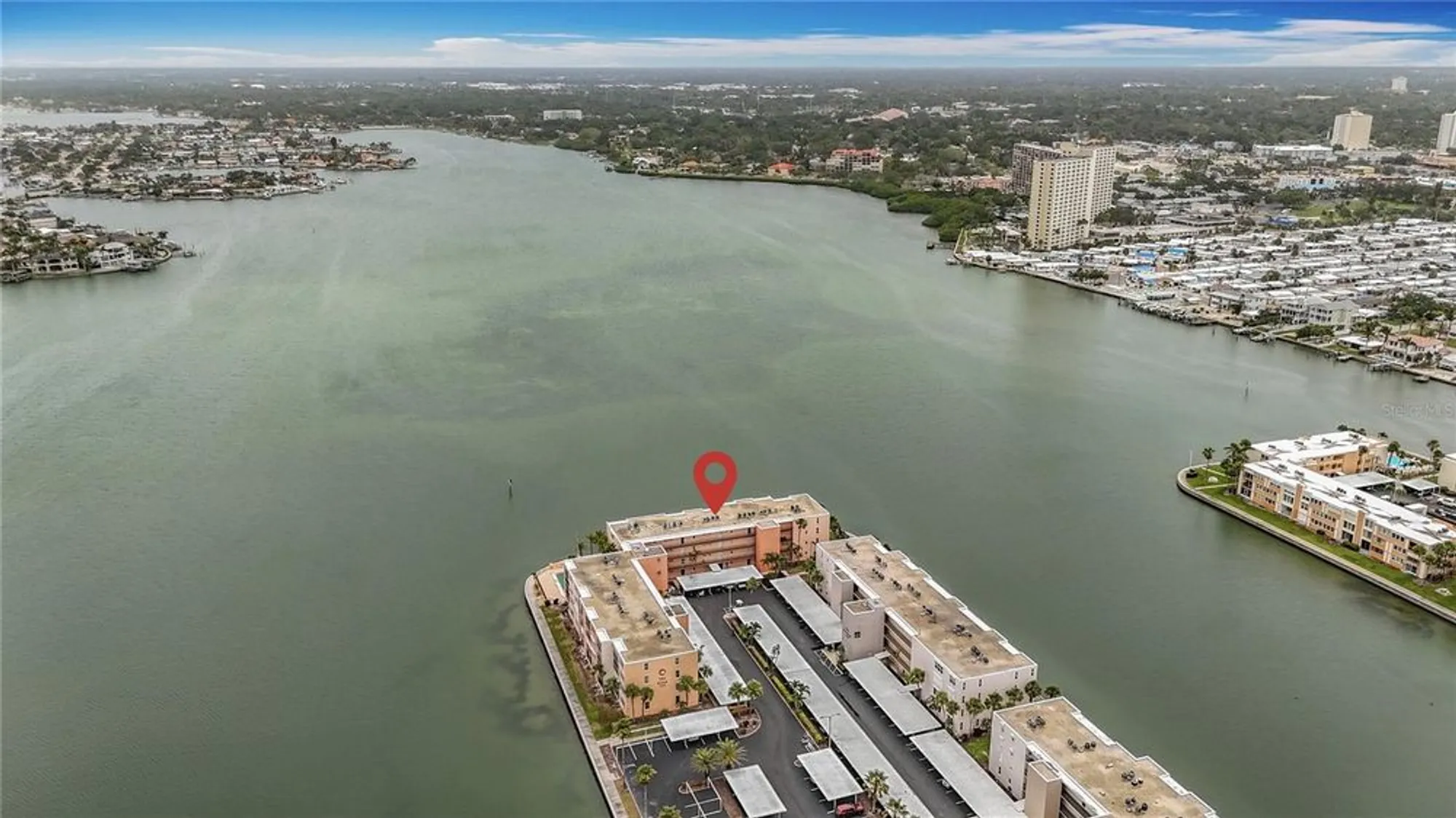 Property Slideshow image 4 of 57 | 7665 sun island dr 206, South Pasadena, FL, 33707