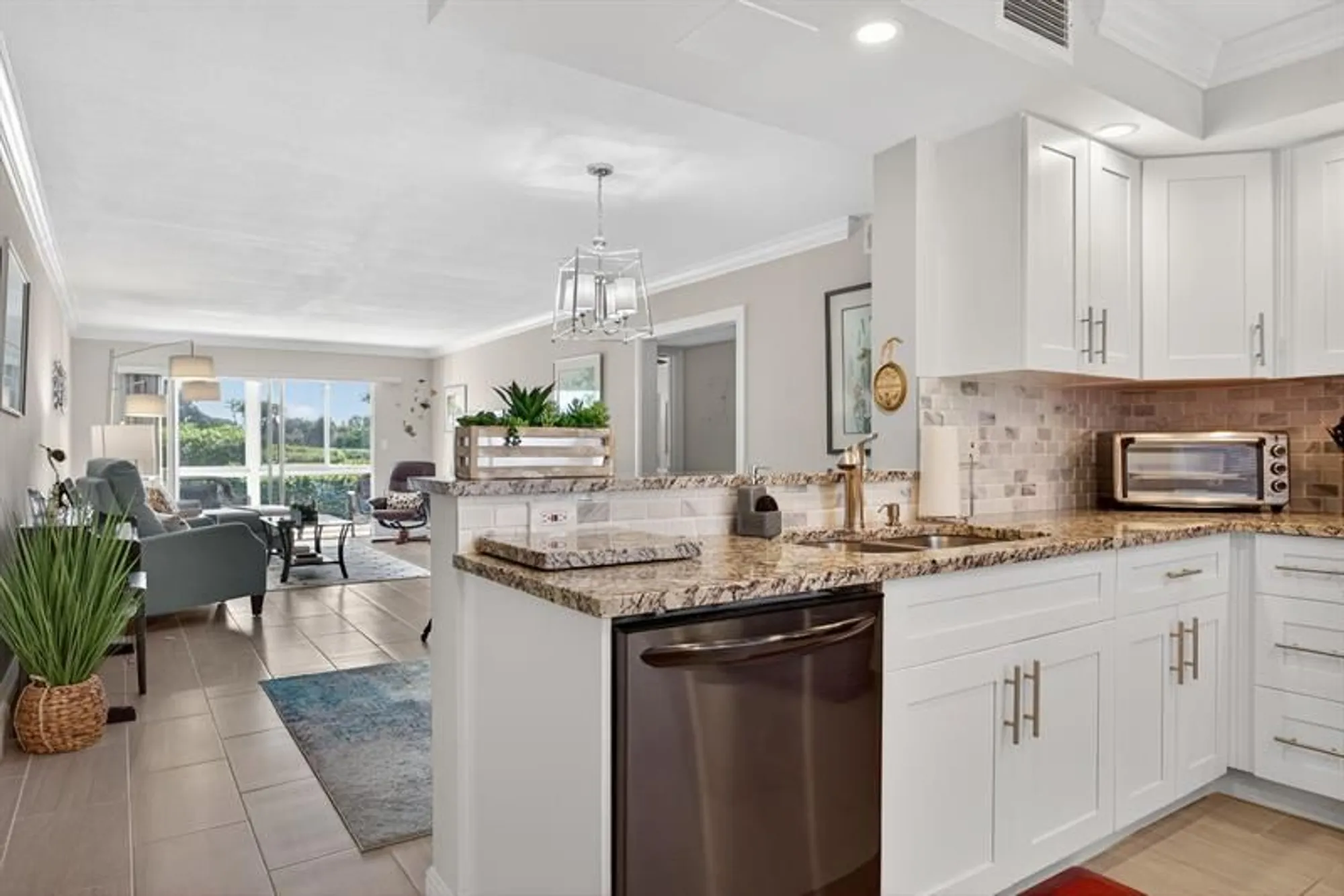 Property Slideshow image 13 of 73 | 3302 aruba way h1, Coconut Creek, FL, 33066