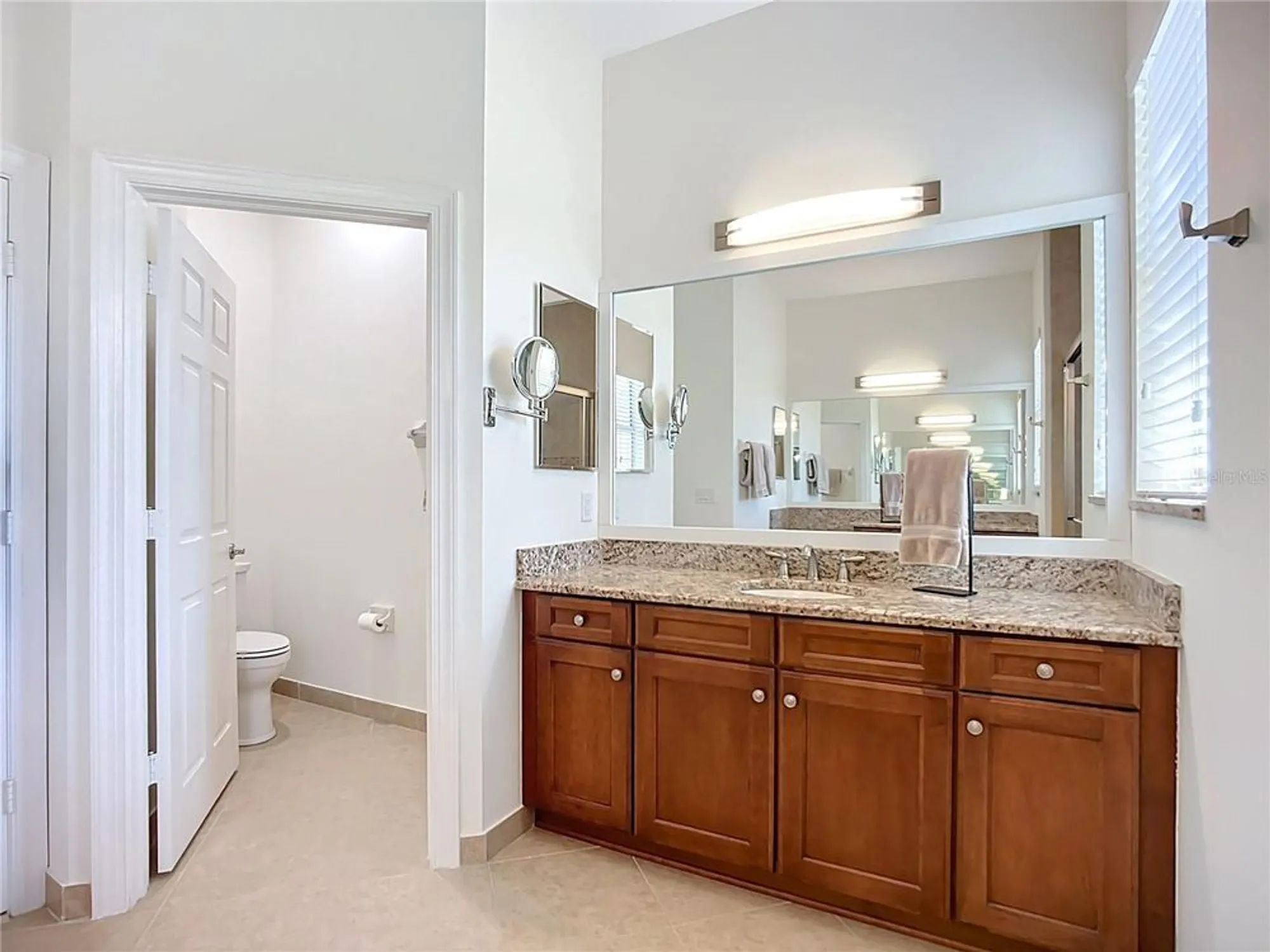 Property Slideshow image 31 of 74 | 16244 diamond bay dr, Wimauma, FL, 33598