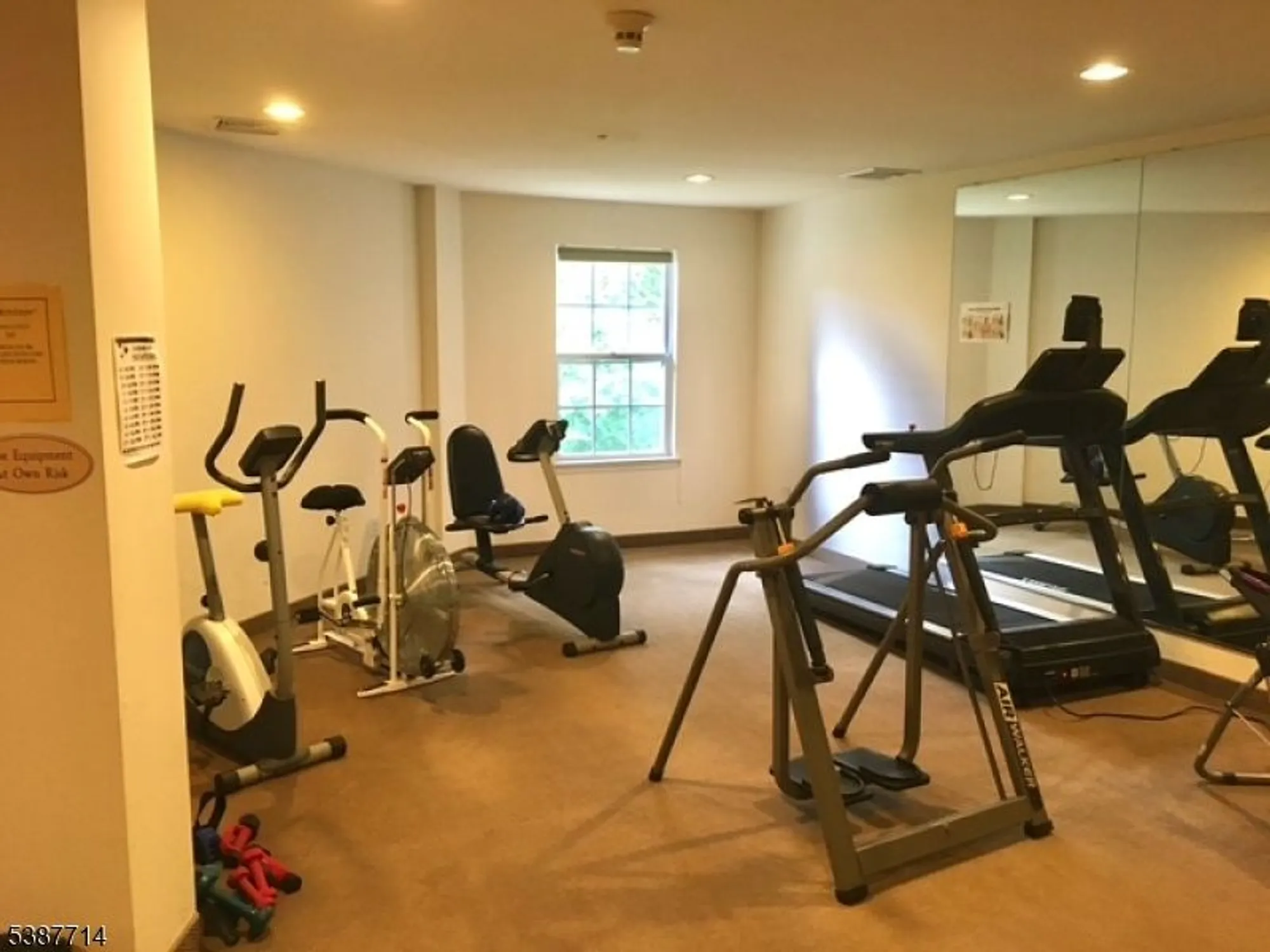 Property Slideshow image 11 of 12 | 4 richmond rd apt 112 112, West Milford, NJ, 07480