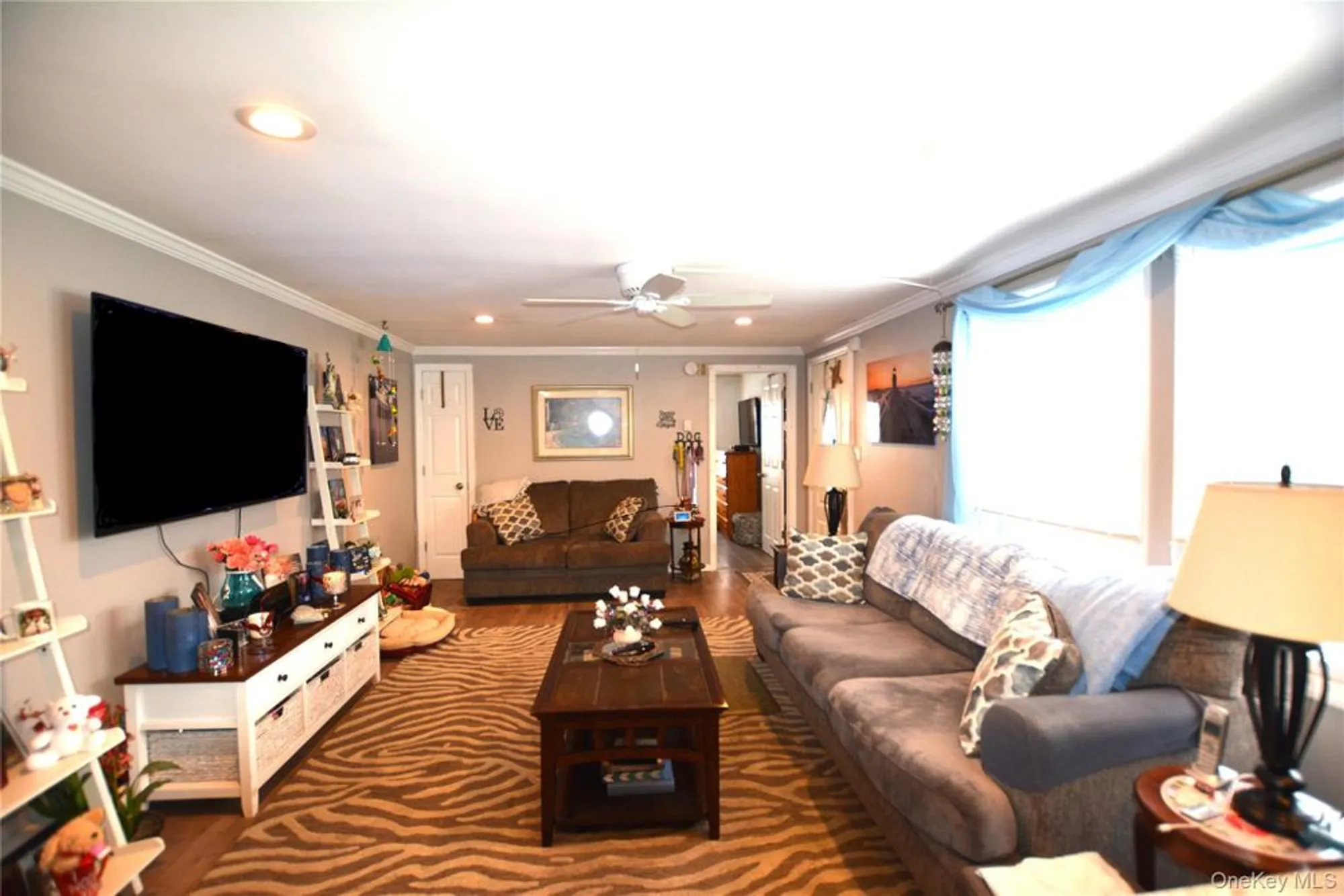 Property Slideshow image 5 of 31 | 77 village cir, Manorville, NY, 11949