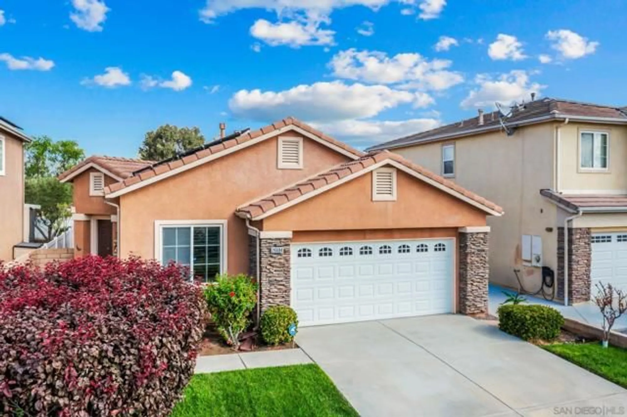 Property Slideshow image 21 of 26 | 26684 rim creek path, Menifee, CA, 92584