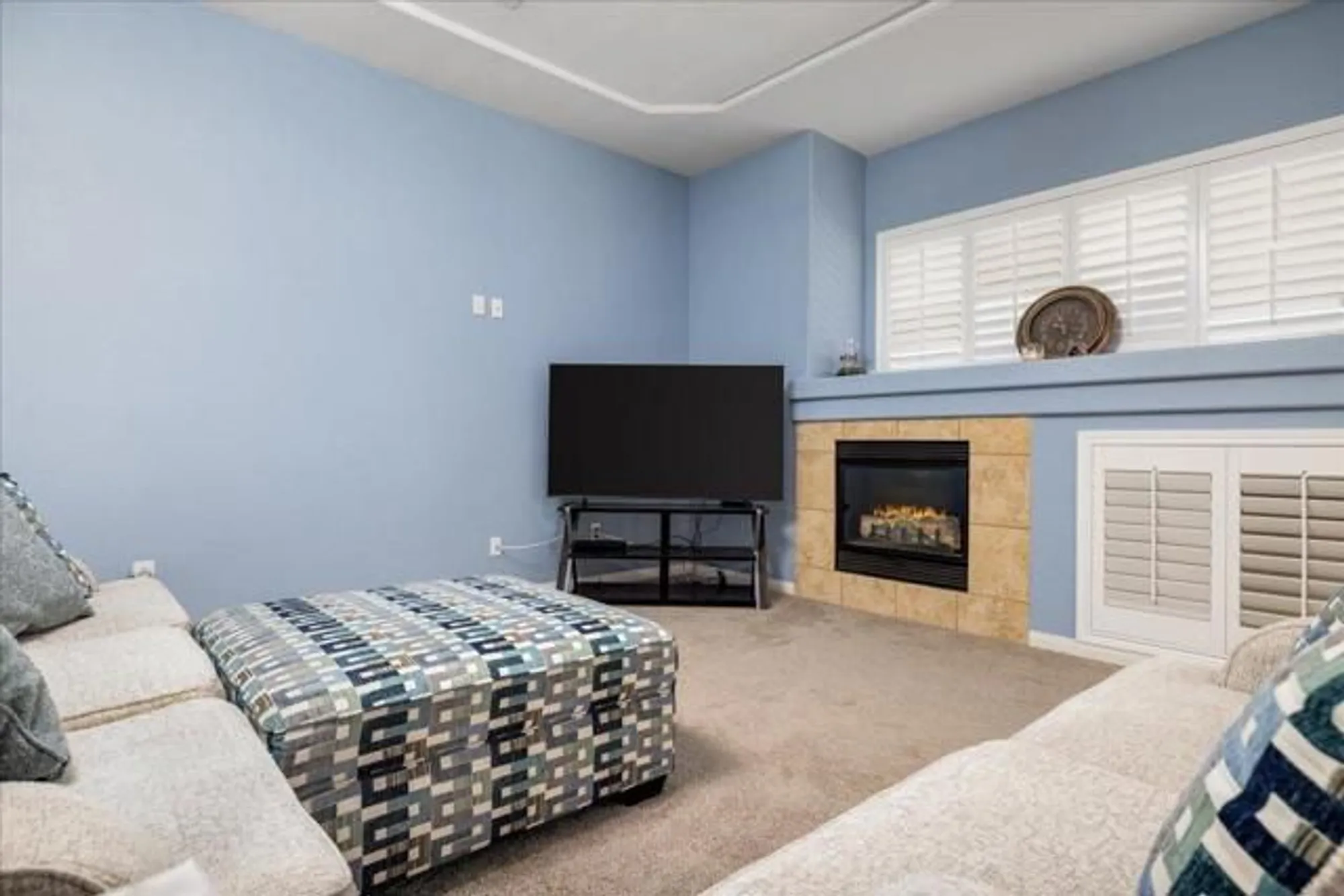 Property Slideshow image 7 of 40 | 2165 birdie dr, Banning, CA, 92220