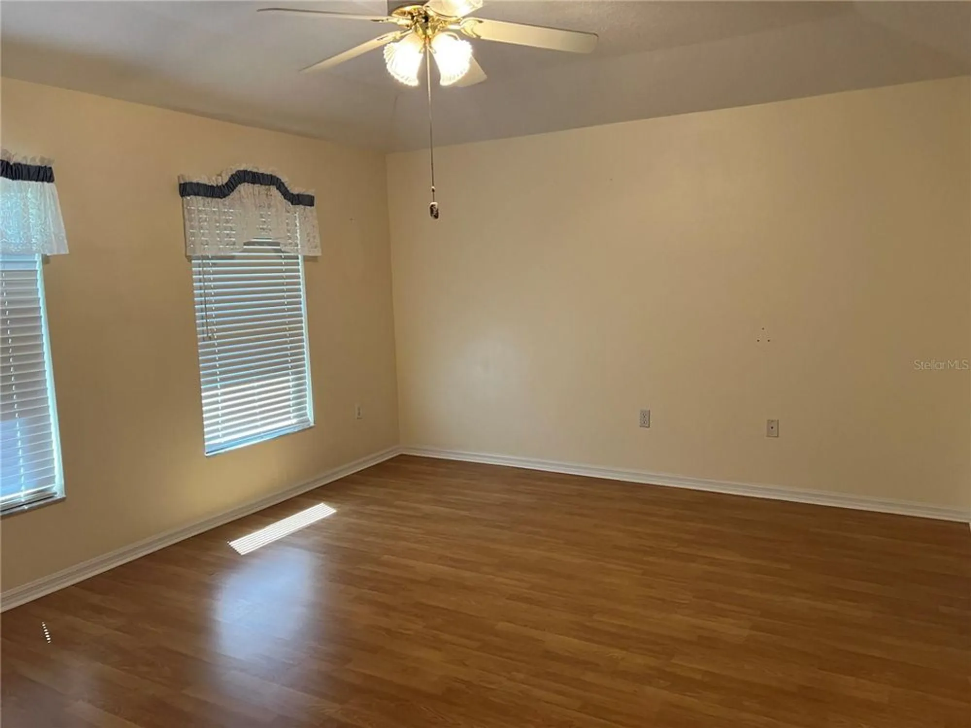 Property Slideshow image 22 of 70 | 669 waterford dr, Haines City, FL, 33844