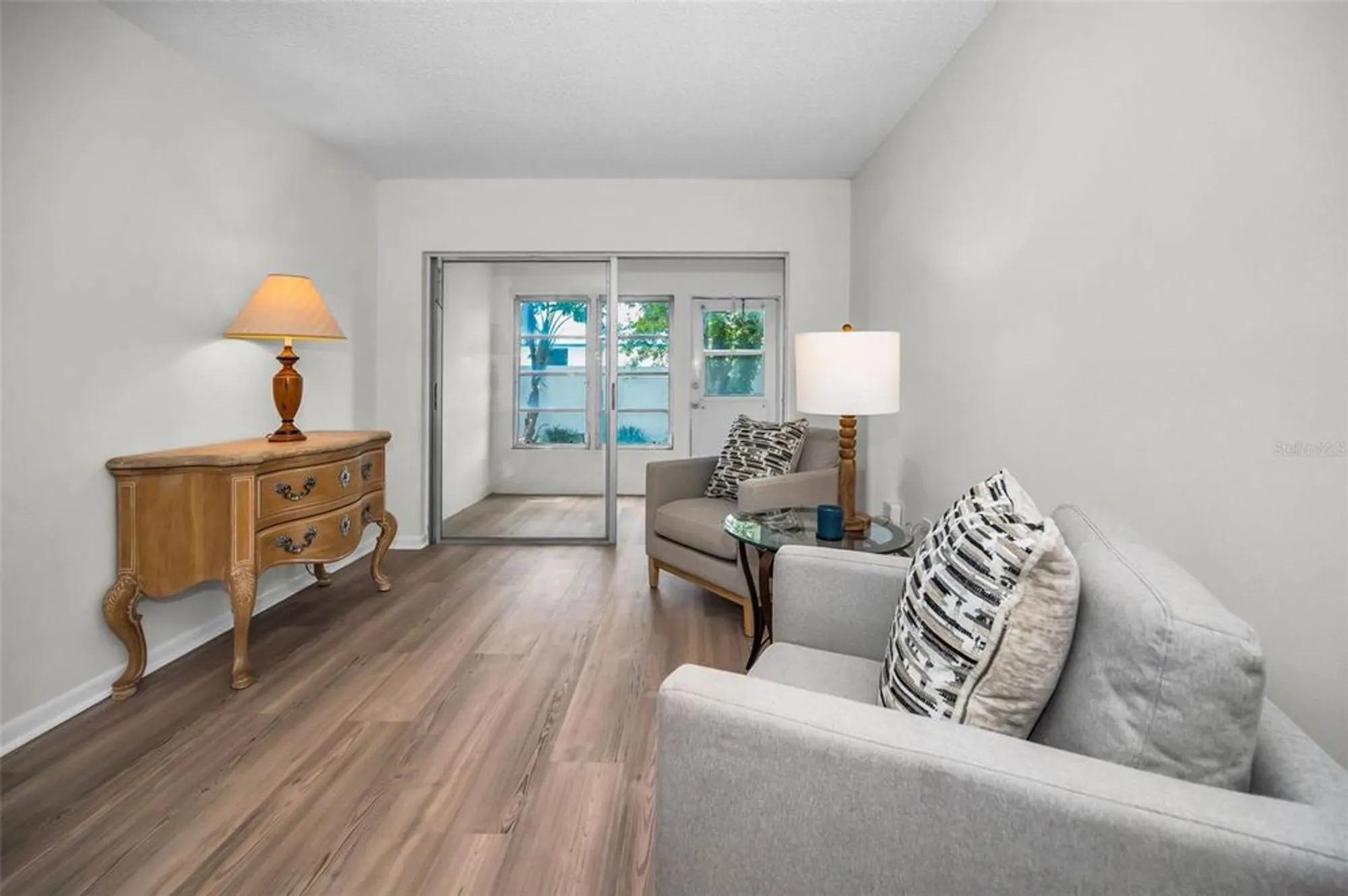 Property Slideshow image 16 of 59 | 970 virginia st 109, Dunedin, FL, 34698