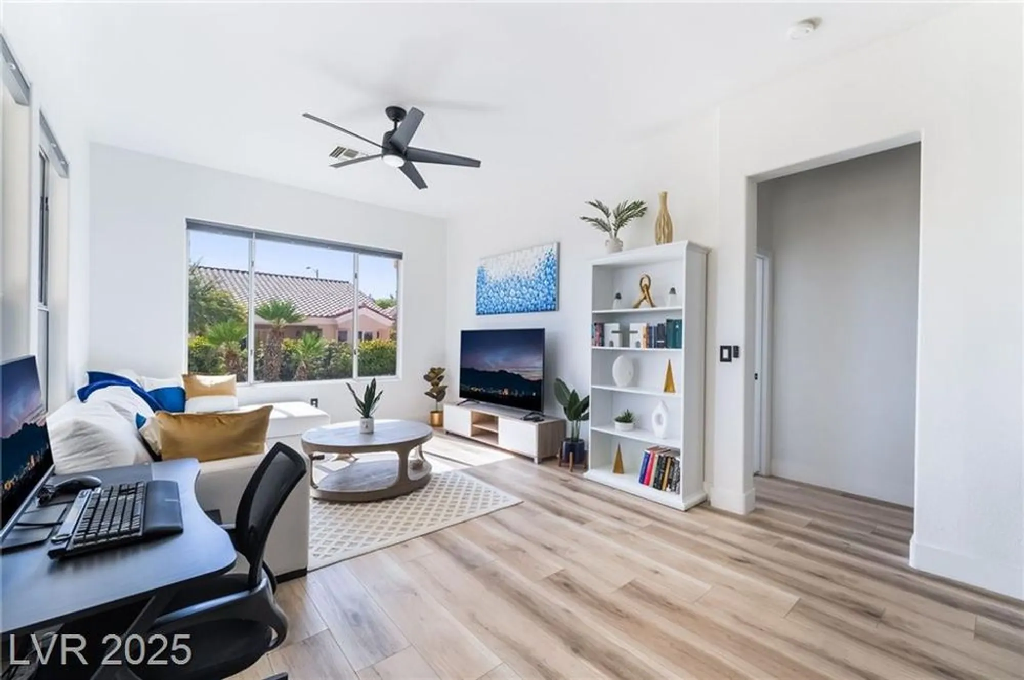 Property Slideshow image 17 of 42 | 10805 clarion ln, Las Vegas, NV, 89134