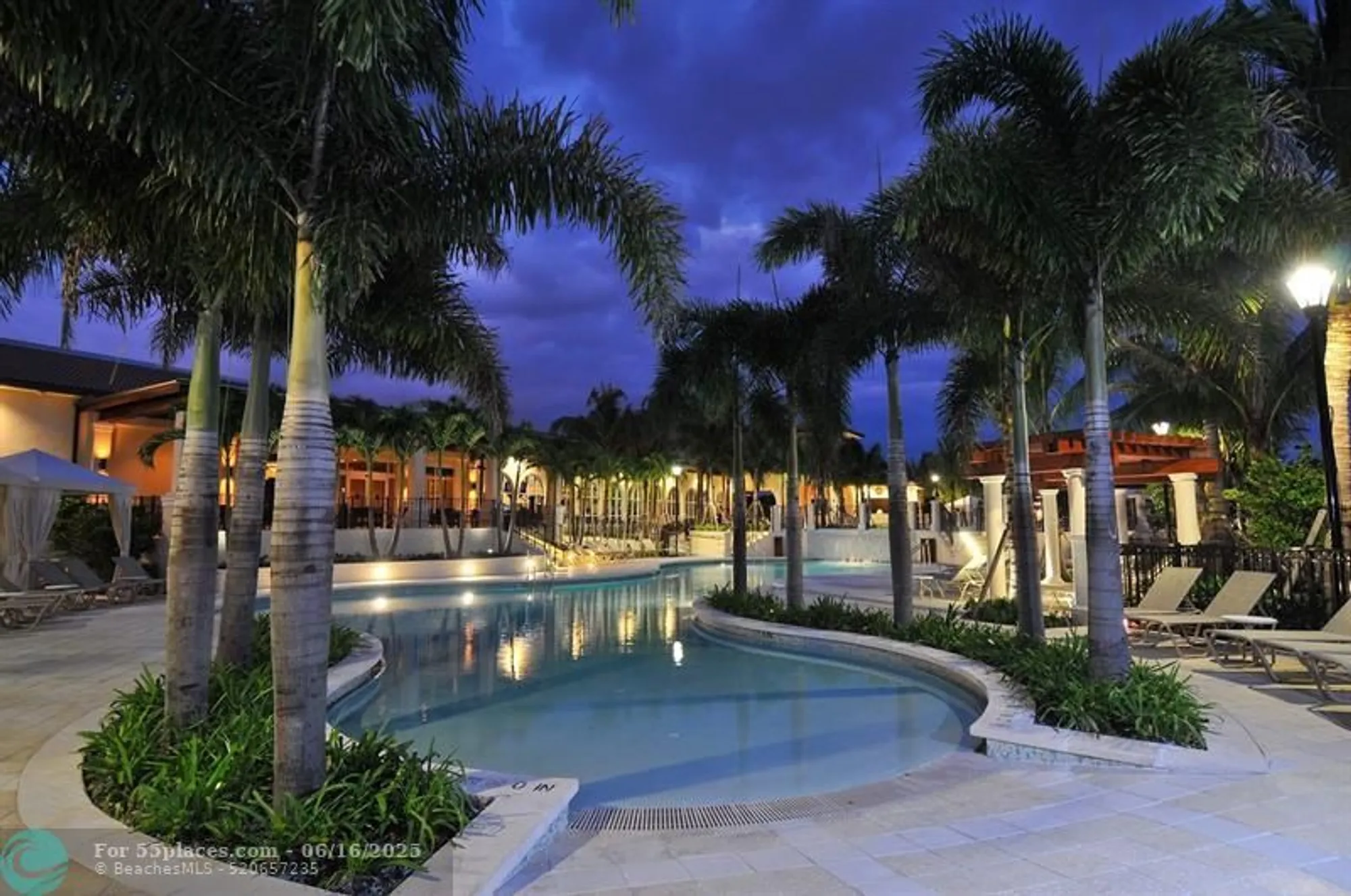 Property Slideshow image 52 of 74 | 8049 aberdeen dr apt 101, Boynton Beach, FL, 33472