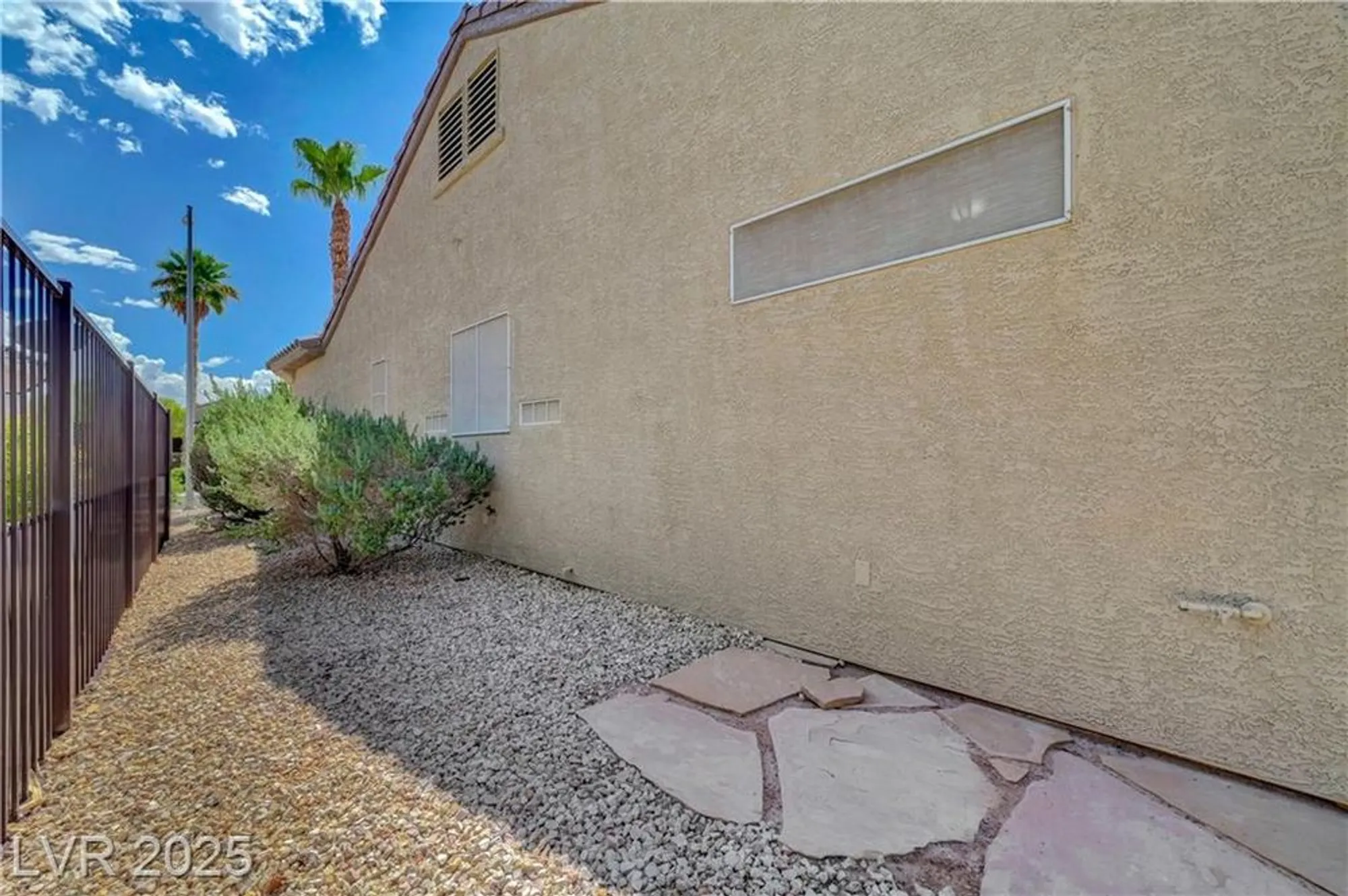 Property Slideshow image 53 of 65 | 2544 leighton ave, Henderson, NV, 89052