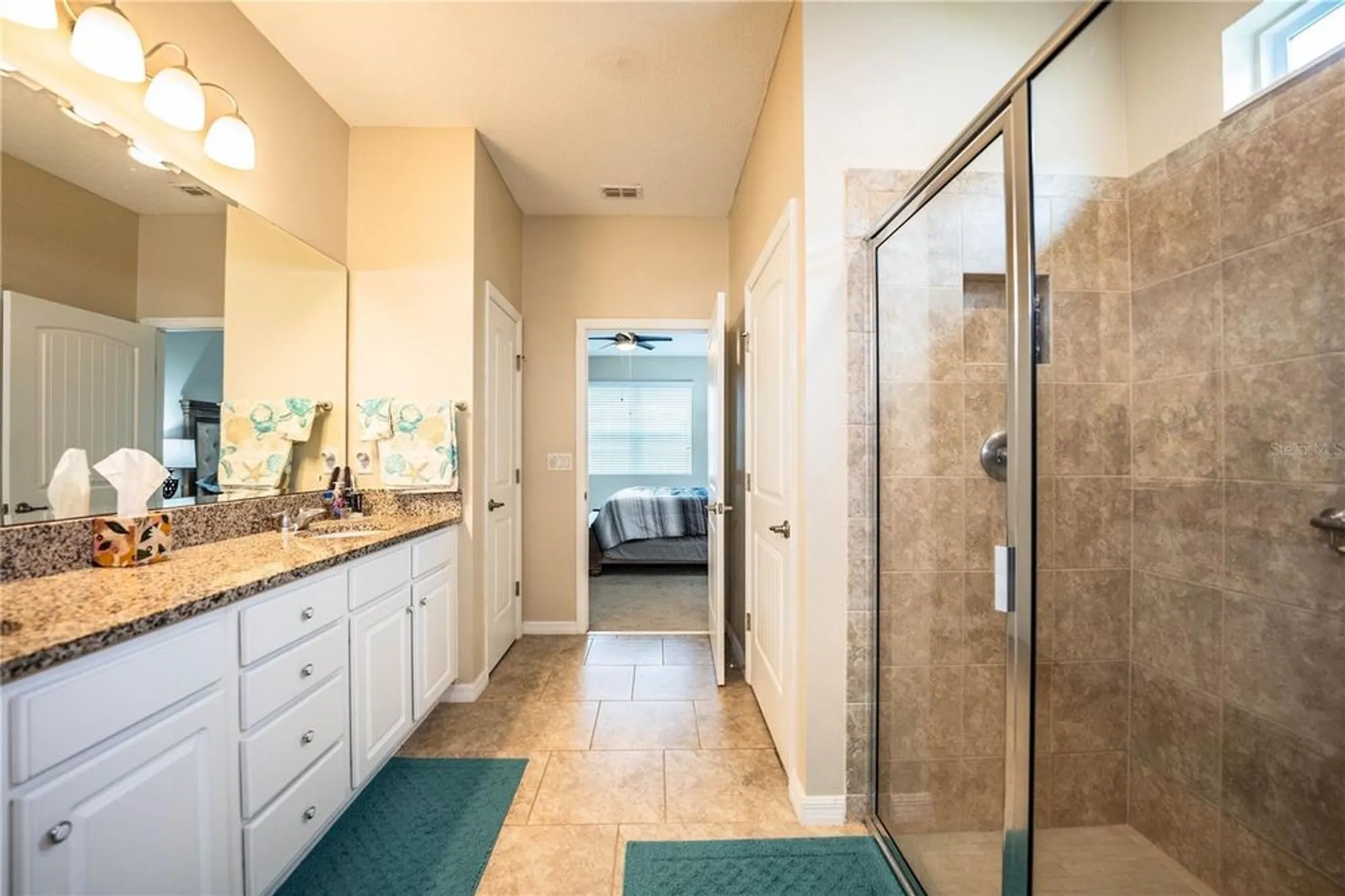 Property Slideshow image 26 of 47 | 2778 canyon crest dr, Lakeland, FL, 33811