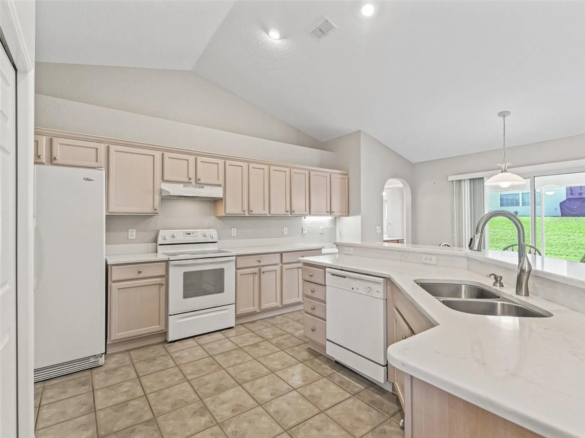 Property Slideshow image 7 of 69 | 11092 se 174th loop, Summerfield, FL, 34491