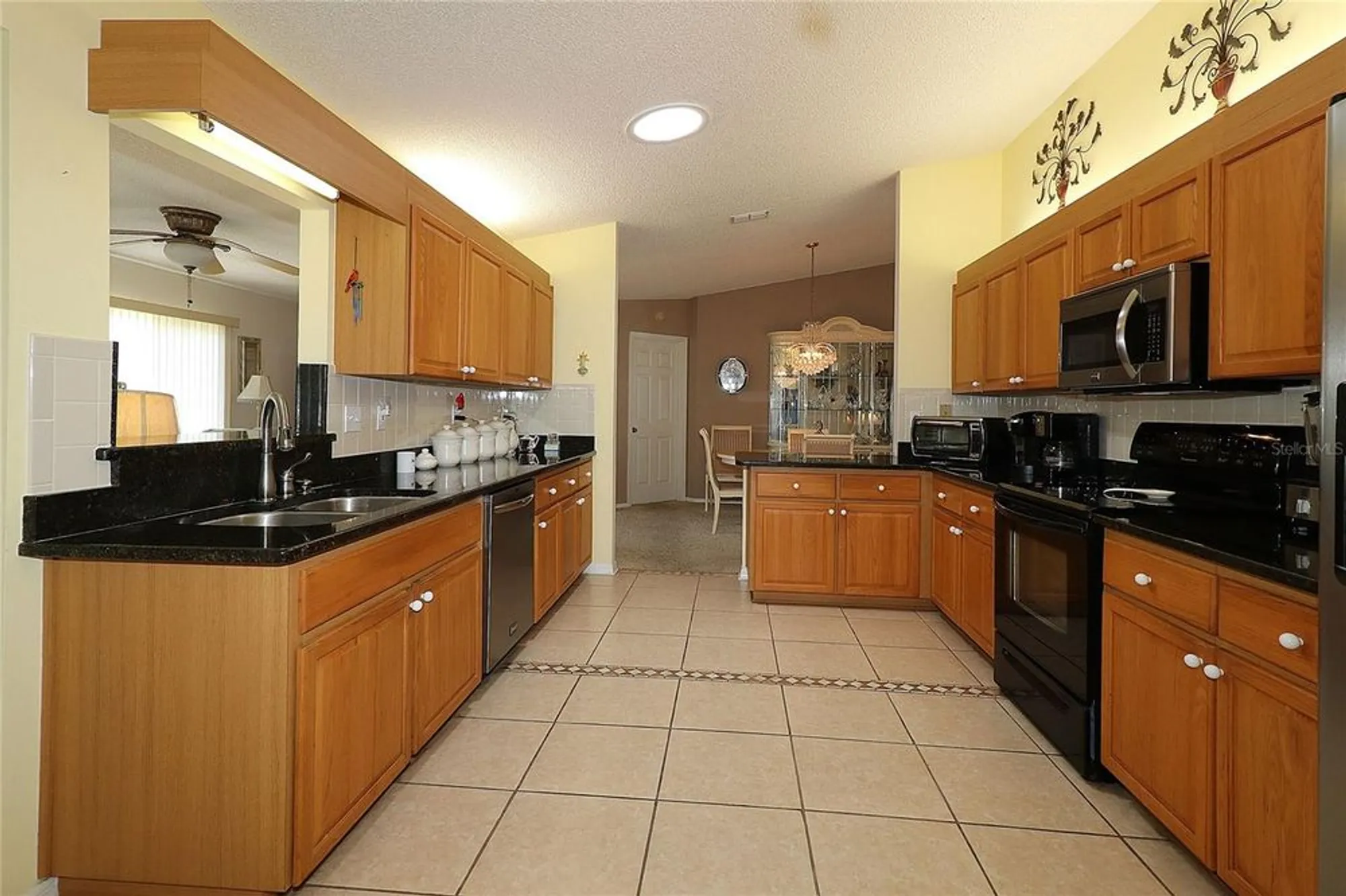 Property Slideshow image 15 of 52 | 9948 se 175th pl, Summerfield, FL, 34491