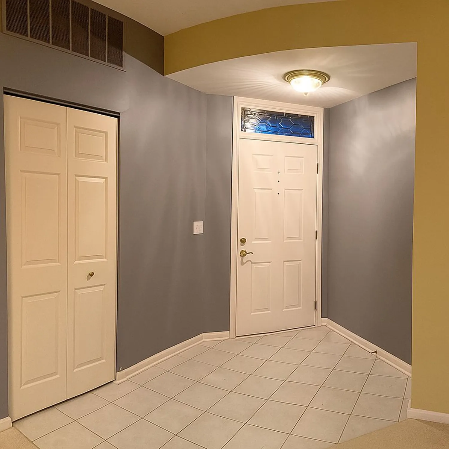 Property Slideshow image 3 of 24 | 21546 victory lake way, Crest Hill, IL, 60403