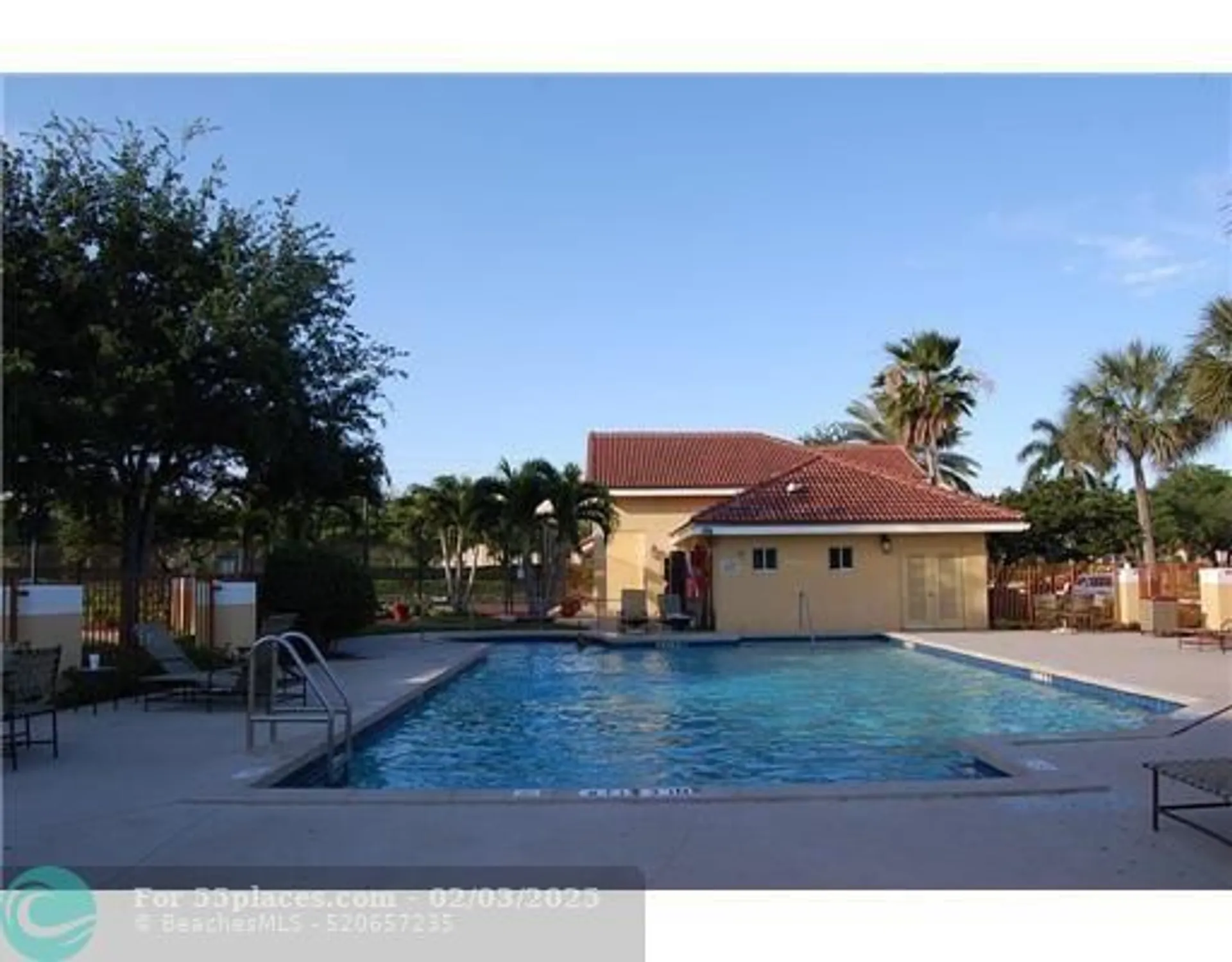Property Slideshow image 7 of 15 | 7610 westwood dr apt 116, Tamarac, FL, 33321