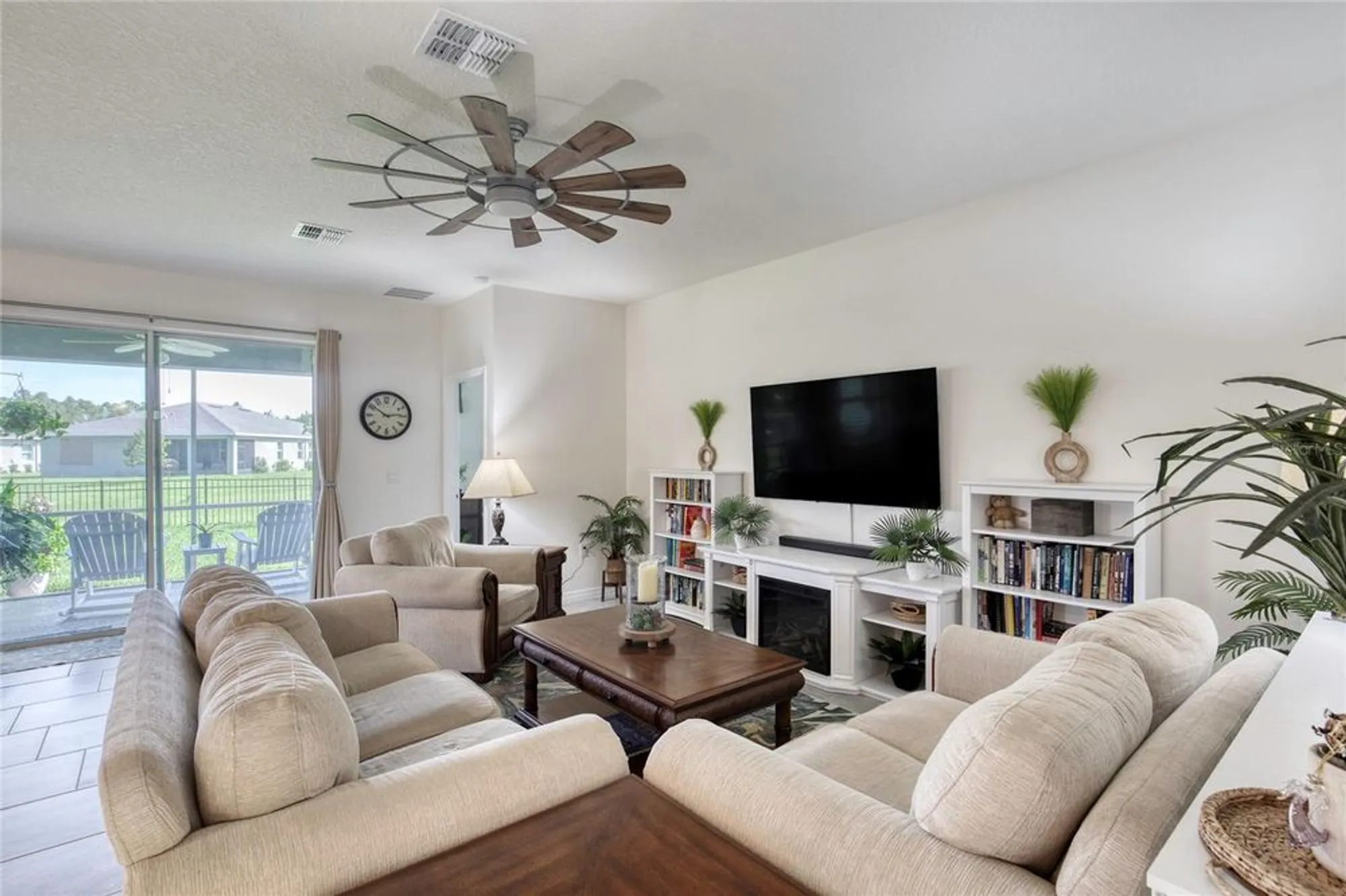 Property Slideshow image 11 of 47 | 6 fox lair ct, Ormond Beach, FL, 32174