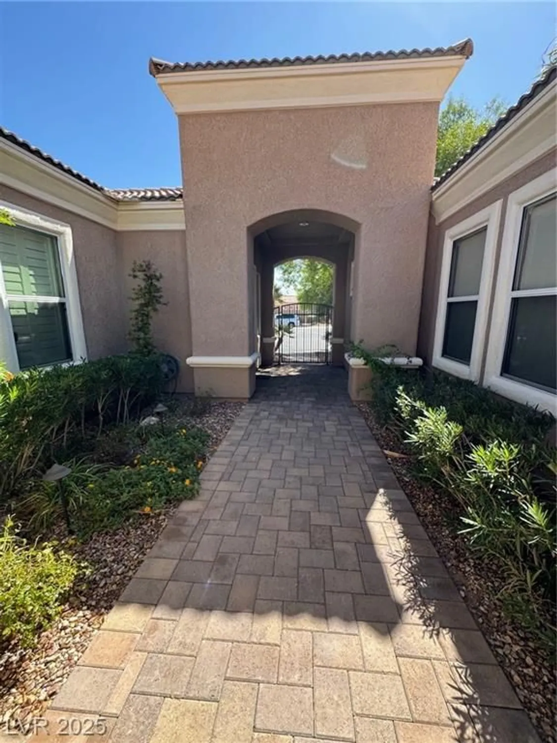 Property Slideshow image 4 of 47 | 4507 denaro dr, Las Vegas, NV, 89135