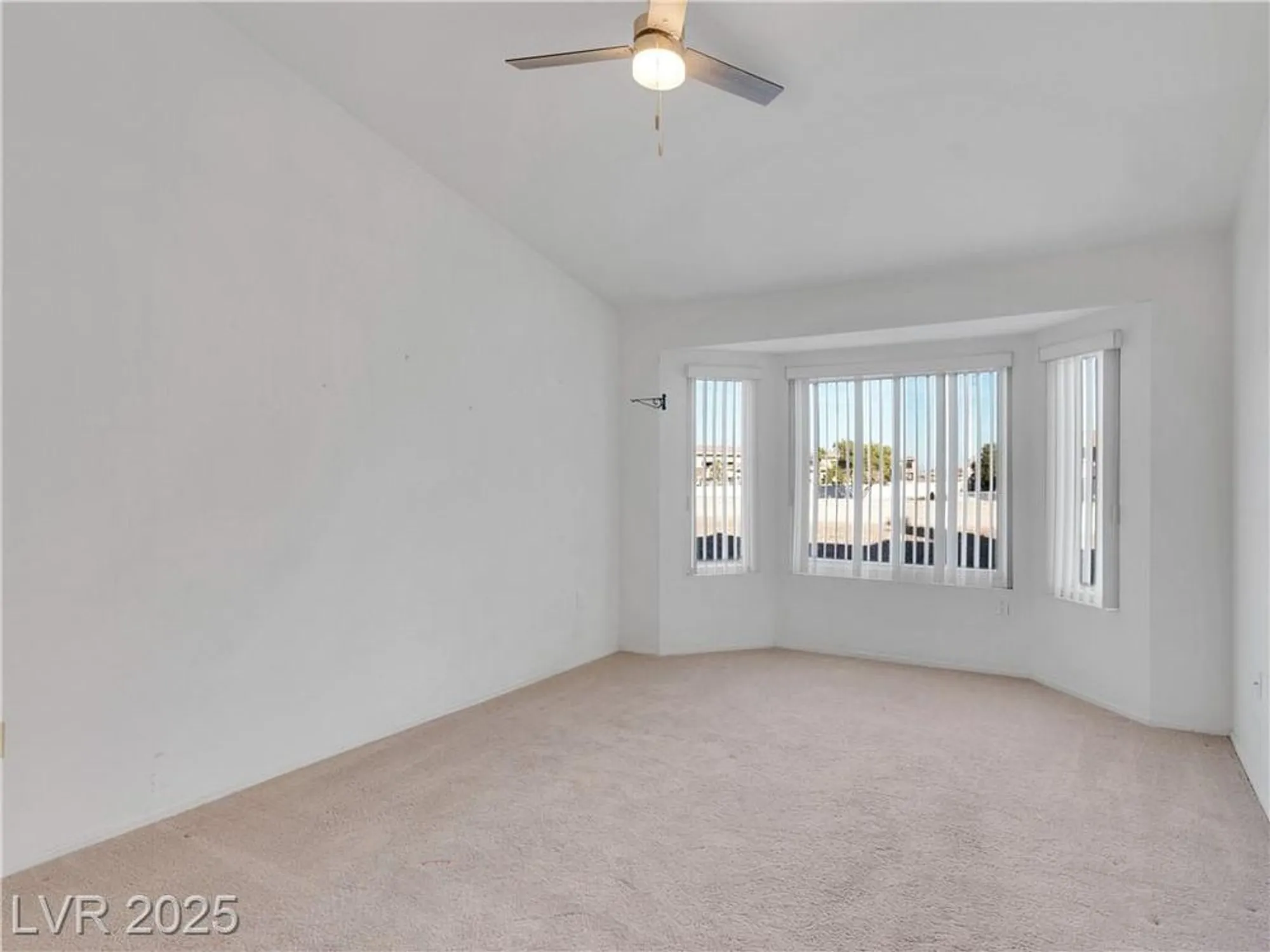 Property Slideshow image 21 of 28 | 3108 archwood way, Las Vegas, NV, 89134