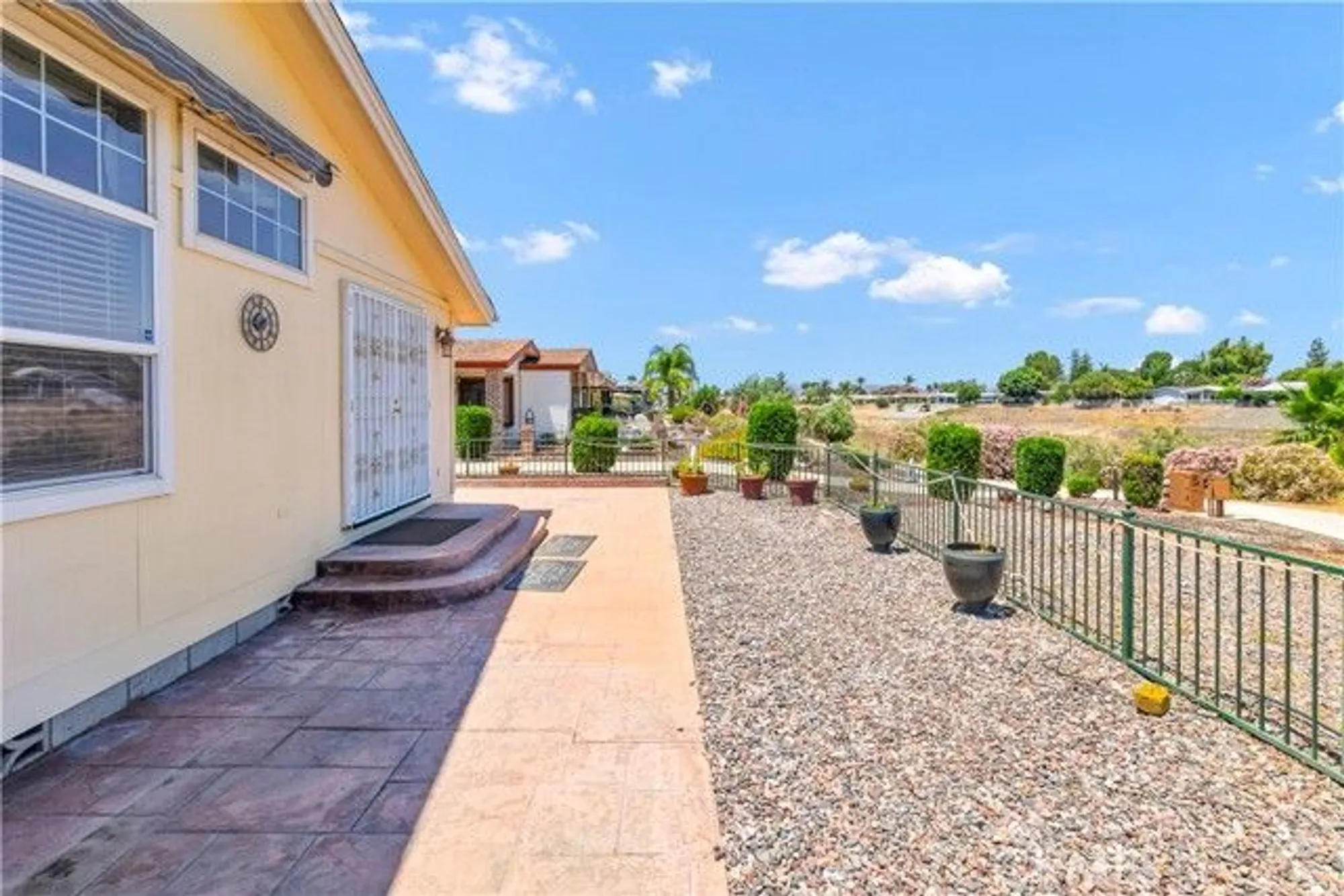 Property Slideshow image 34 of 48 | 2752 peach tree st, Hemet, CA, 92545