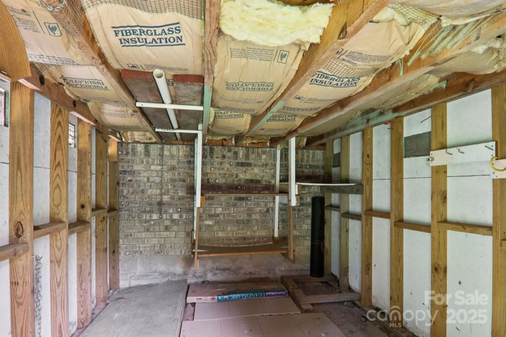 Property Slideshow image 41 of 47 | 226 cranbrook cir, Hendersonville, NC, 28792