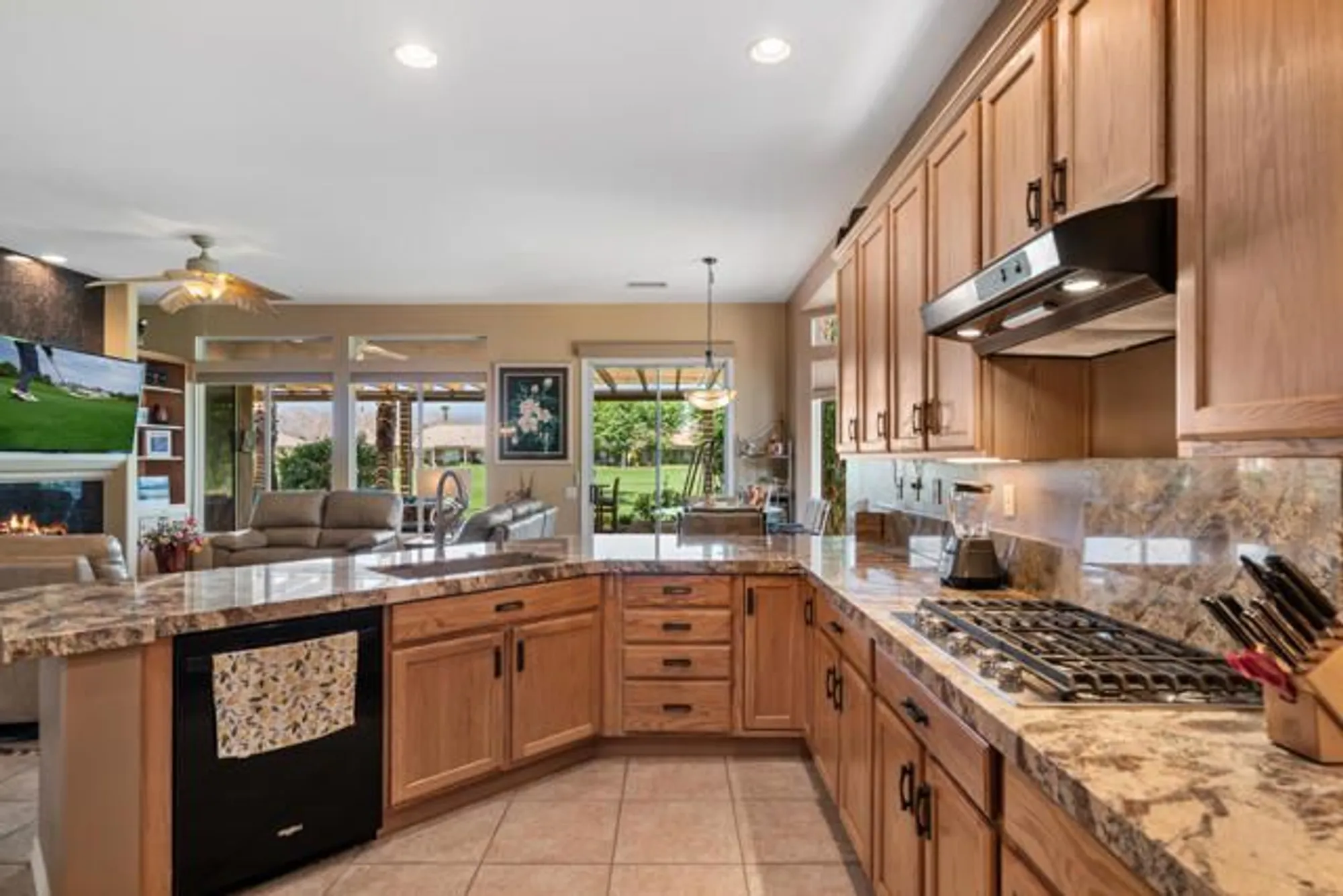 Property Slideshow image 22 of 64 | 43347 n heritage palms dr, Indio, CA, 92201