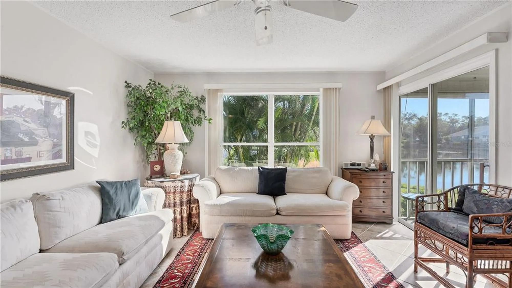 Property Slideshow image 8 of 54 | 983 sandpiper cir, Bradenton, FL, 34209