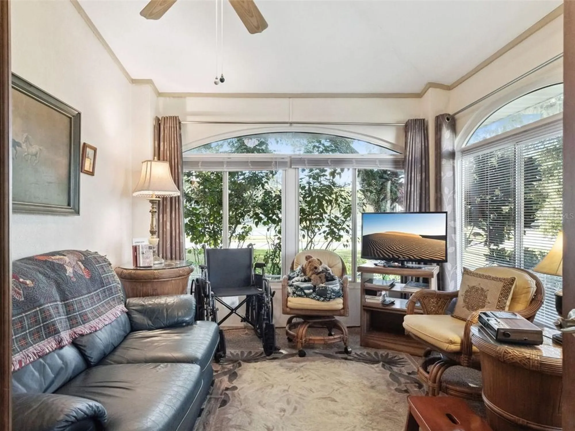 Property Slideshow image 22 of 86 | 5609 rosewall cir, Leesburg, FL, 34748