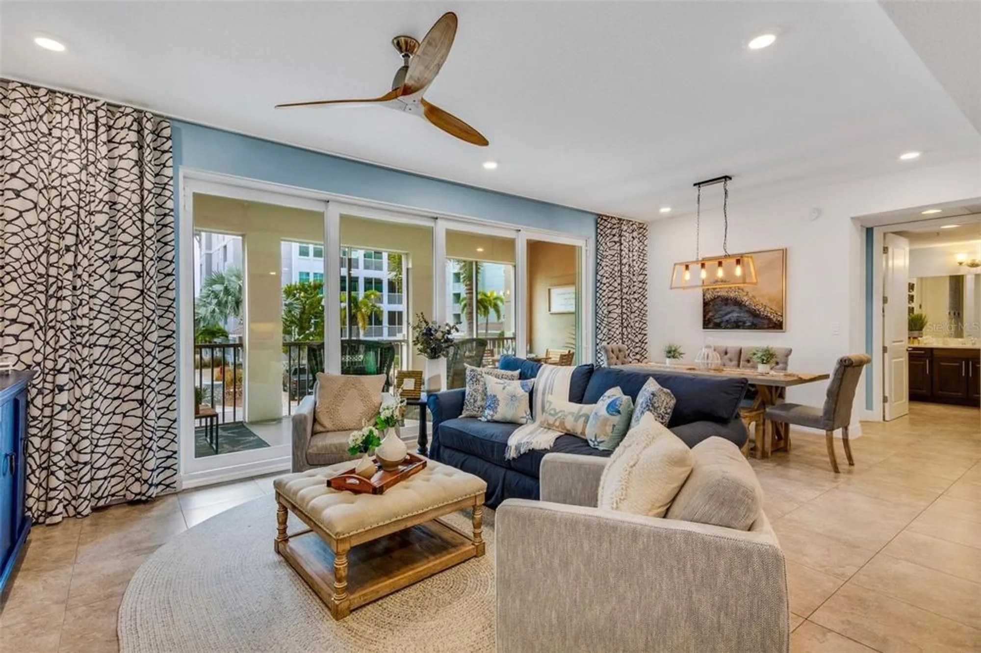 Property Slideshow image 7 of 94 | 395 aruba cir unit 101, Bradenton, FL, 34209